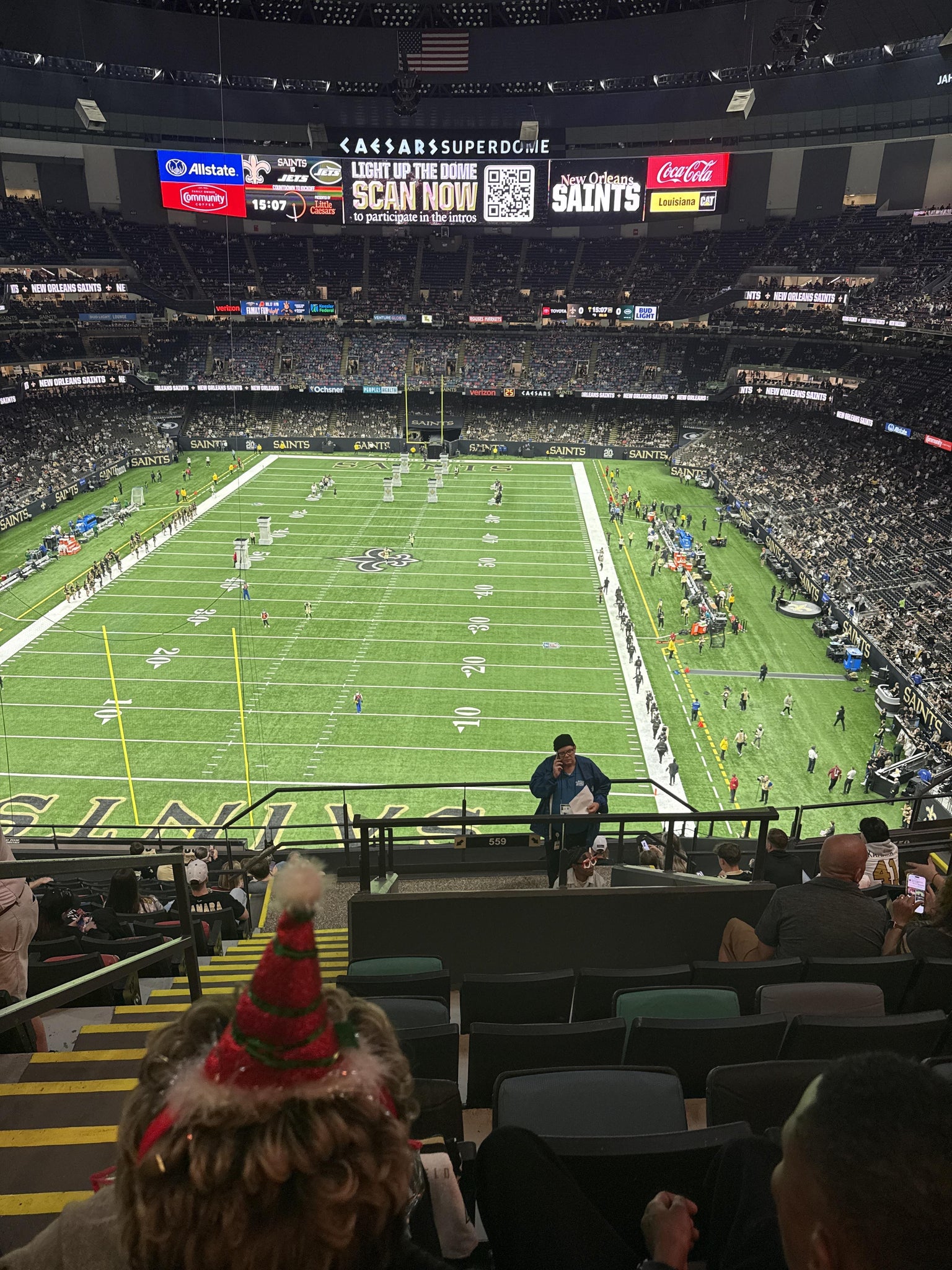 Vue réelle des fans prise de la Section 651 au site Caesars Superdome par Jason N