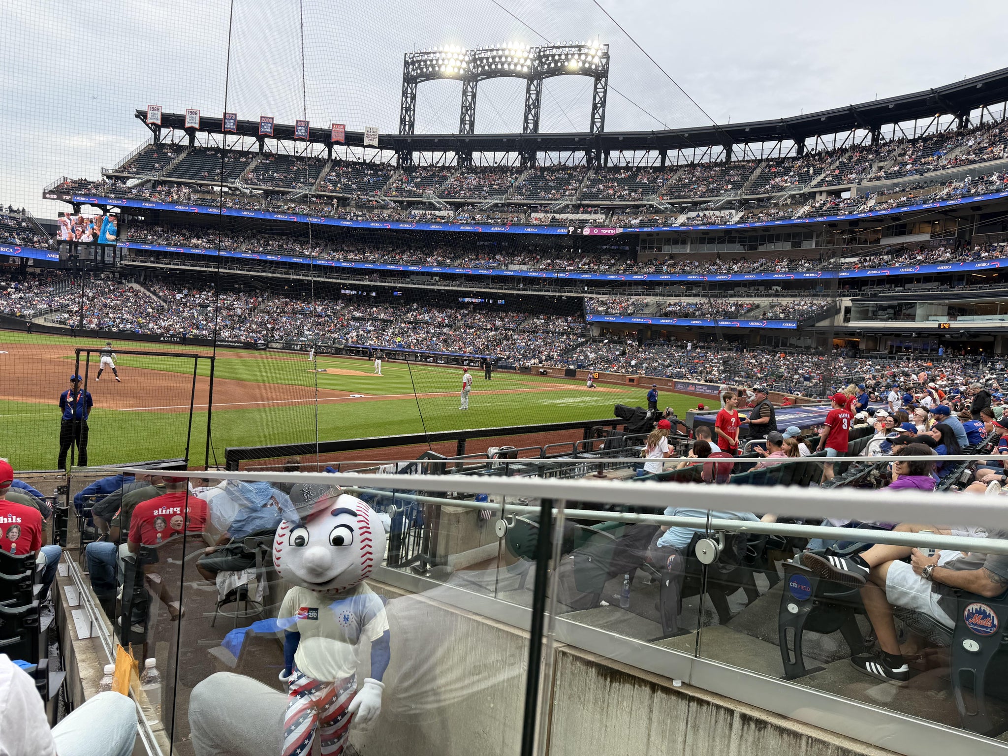 Vue réelle des fans prise de la Section 125 au site Citi Field par David W