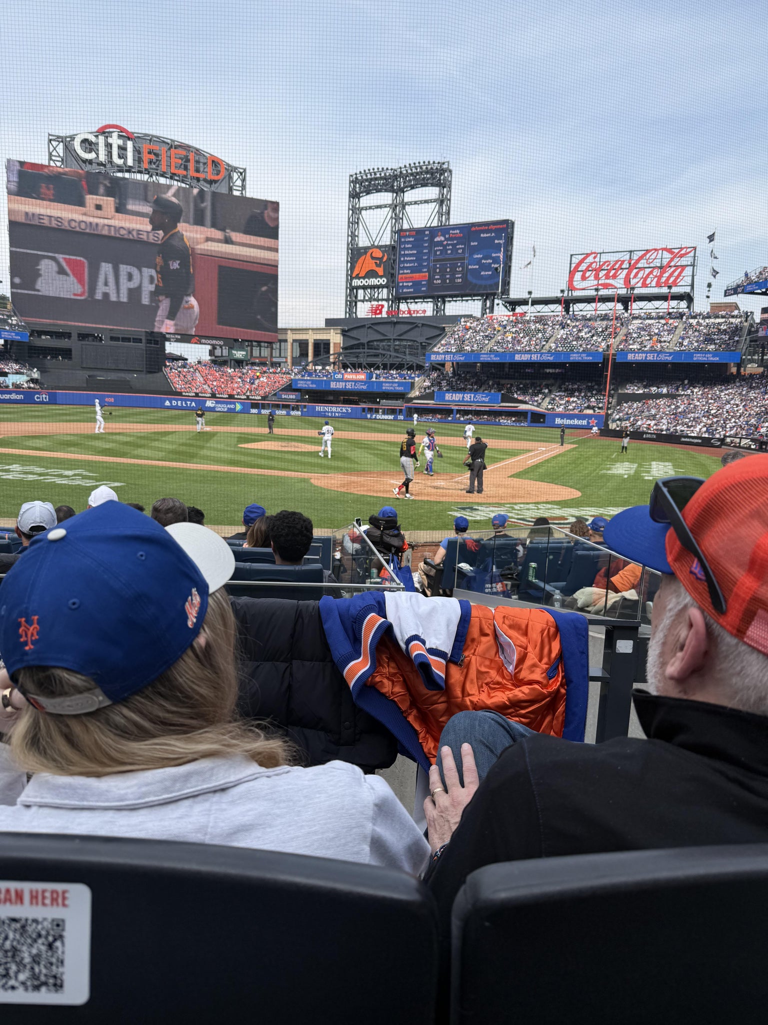 Vue réelle des fans prise de la Section 17 au site Citi Field par Keith L