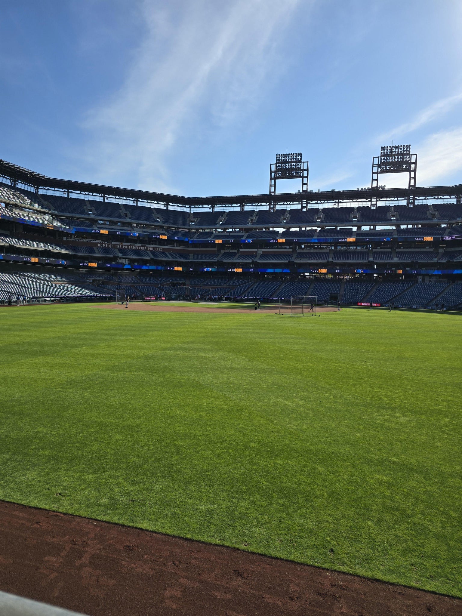 Vue réelle des fans prise de la Section 103 au site Citizens Bank Park par Melissa W