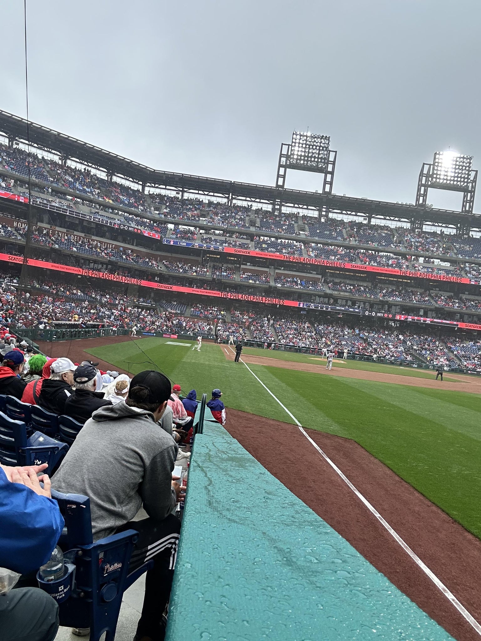 Vue réelle des fans prise de la Section 108 au site Citizens Bank Park par Anonymous User