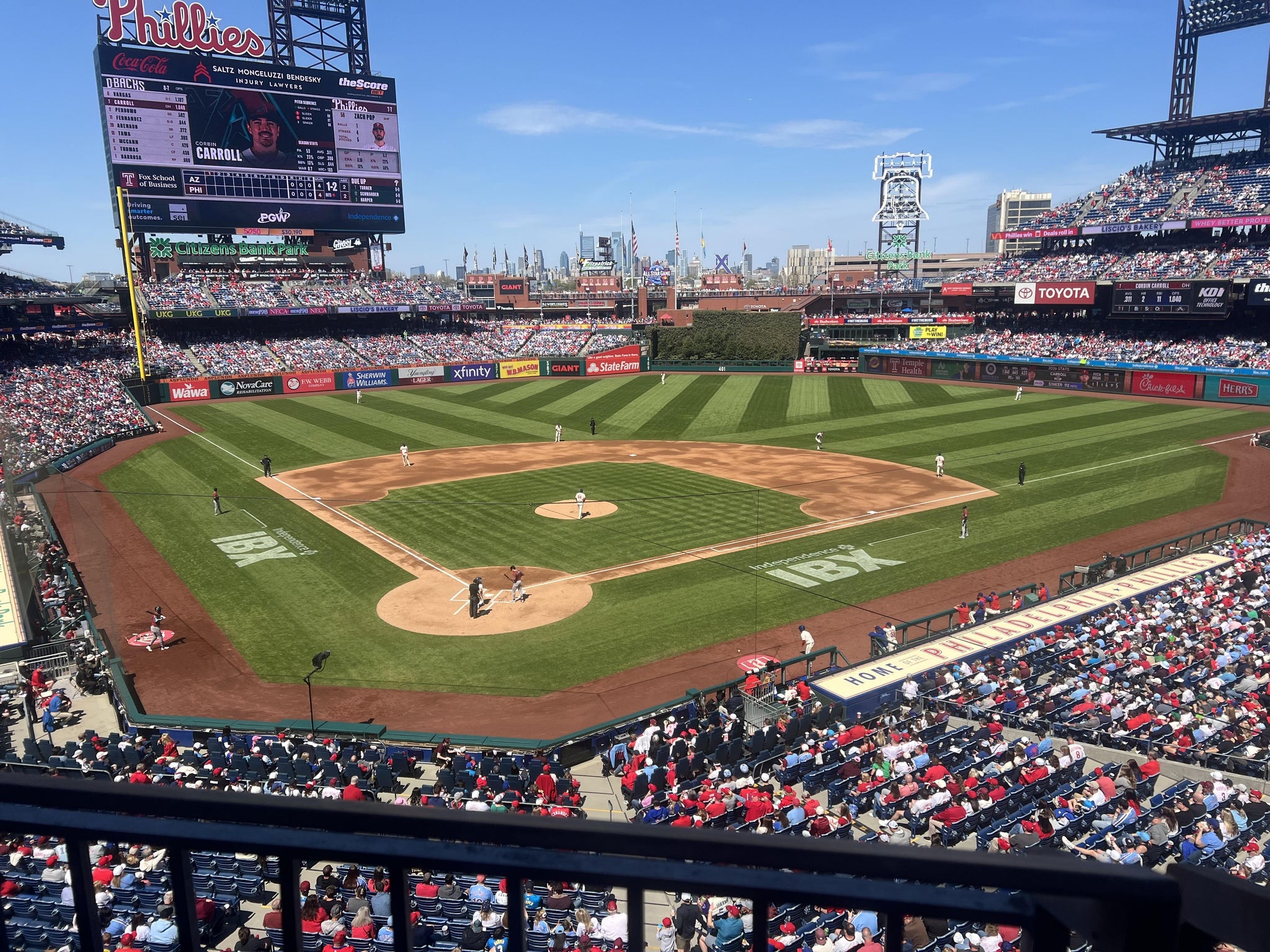 Vue réelle des fans prise de la Section 220 au site Citizens Bank Park par Michael K