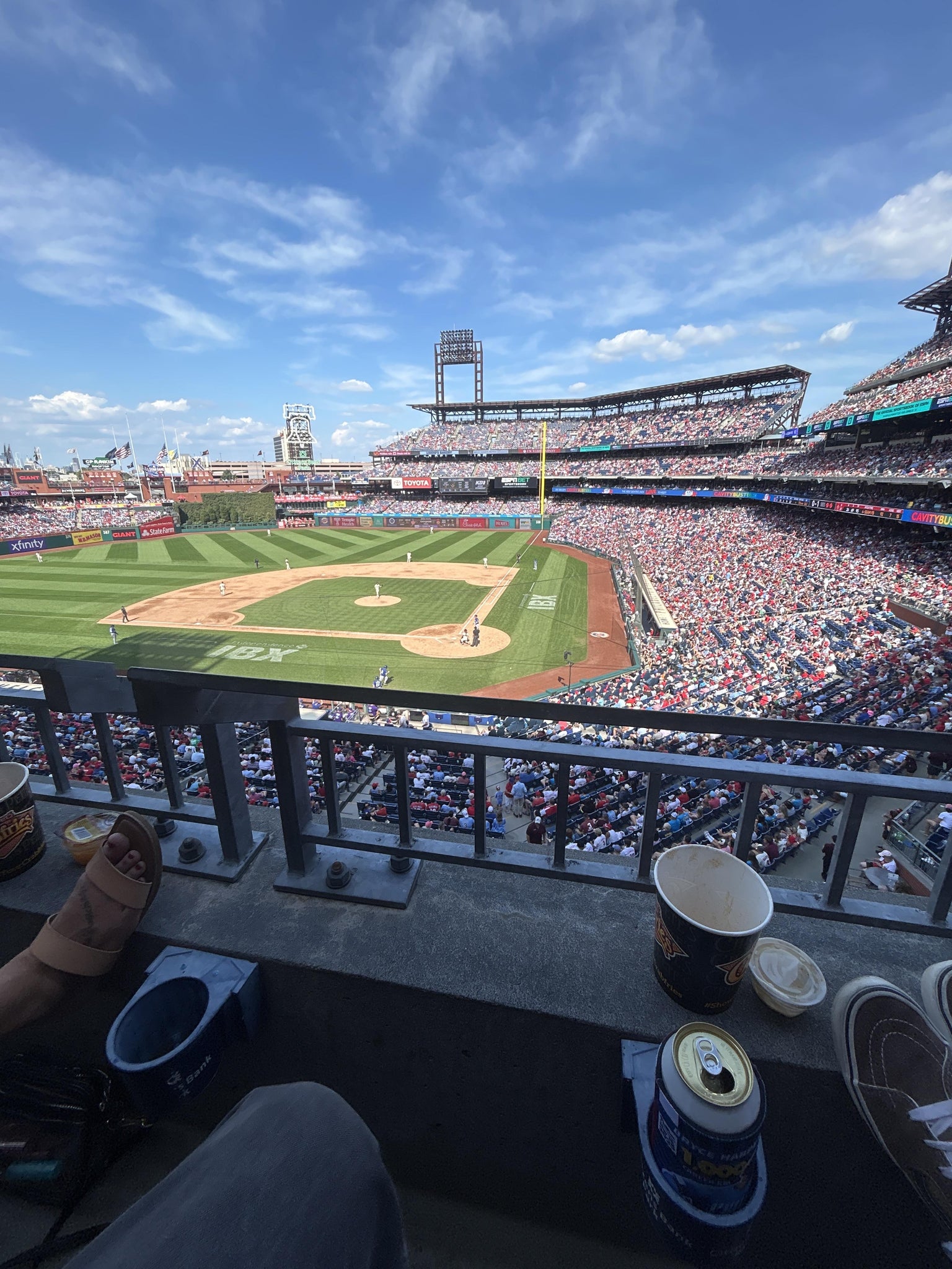 Vue réelle des fans prise de la Section 225 au site Citizens Bank Park par Malcolm L