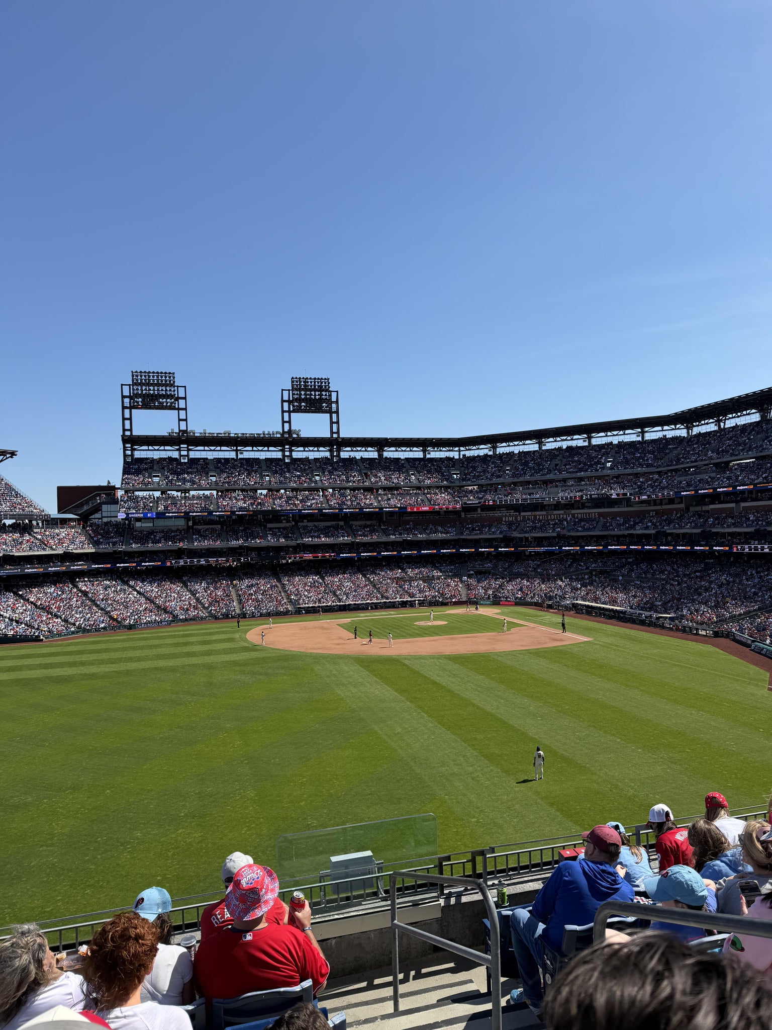 Vue réelle des fans prise de la Section 245 au site Citizens Bank Park par Nicholas H