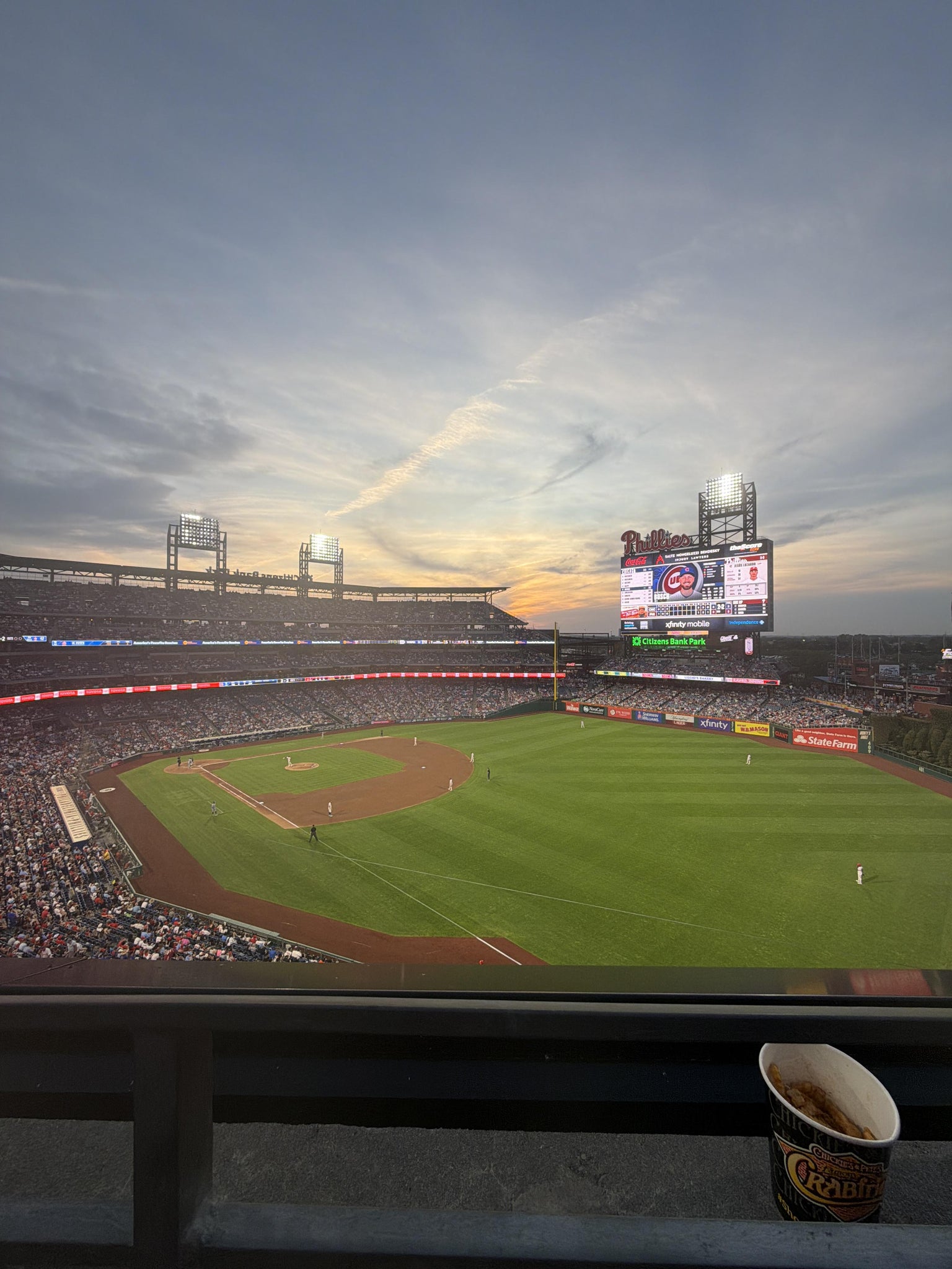 Vue réelle des fans prise de la Section 308 au site Citizens Bank Park par Colin R