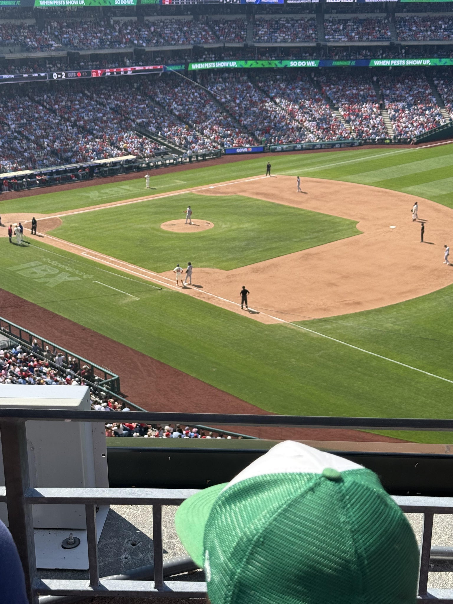 Vue réelle des fans prise de la Section 310 au site Citizens Bank Park par Brittany S