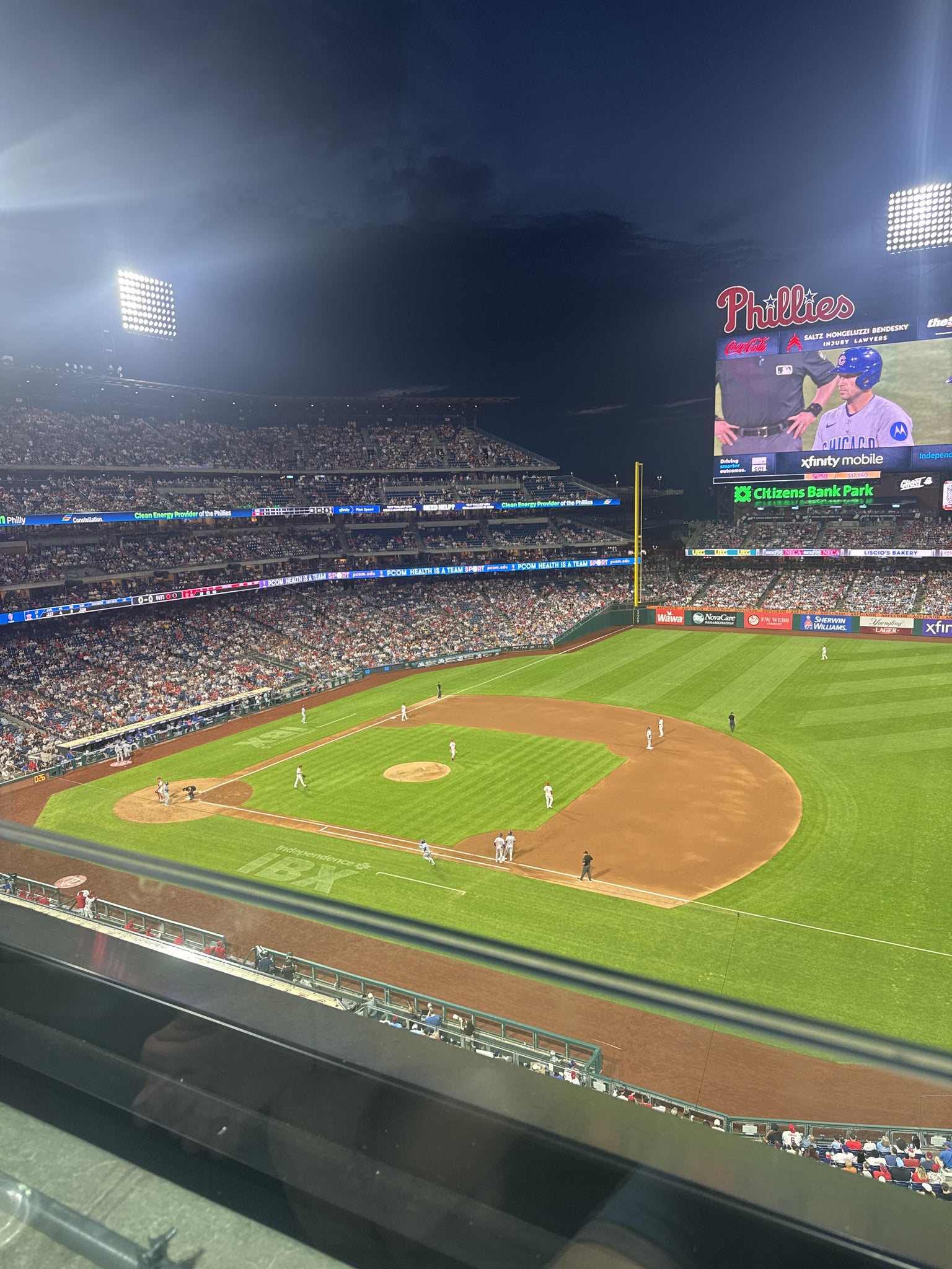 Vue réelle des fans prise de la Section 313 au site Citizens Bank Park par Paige P