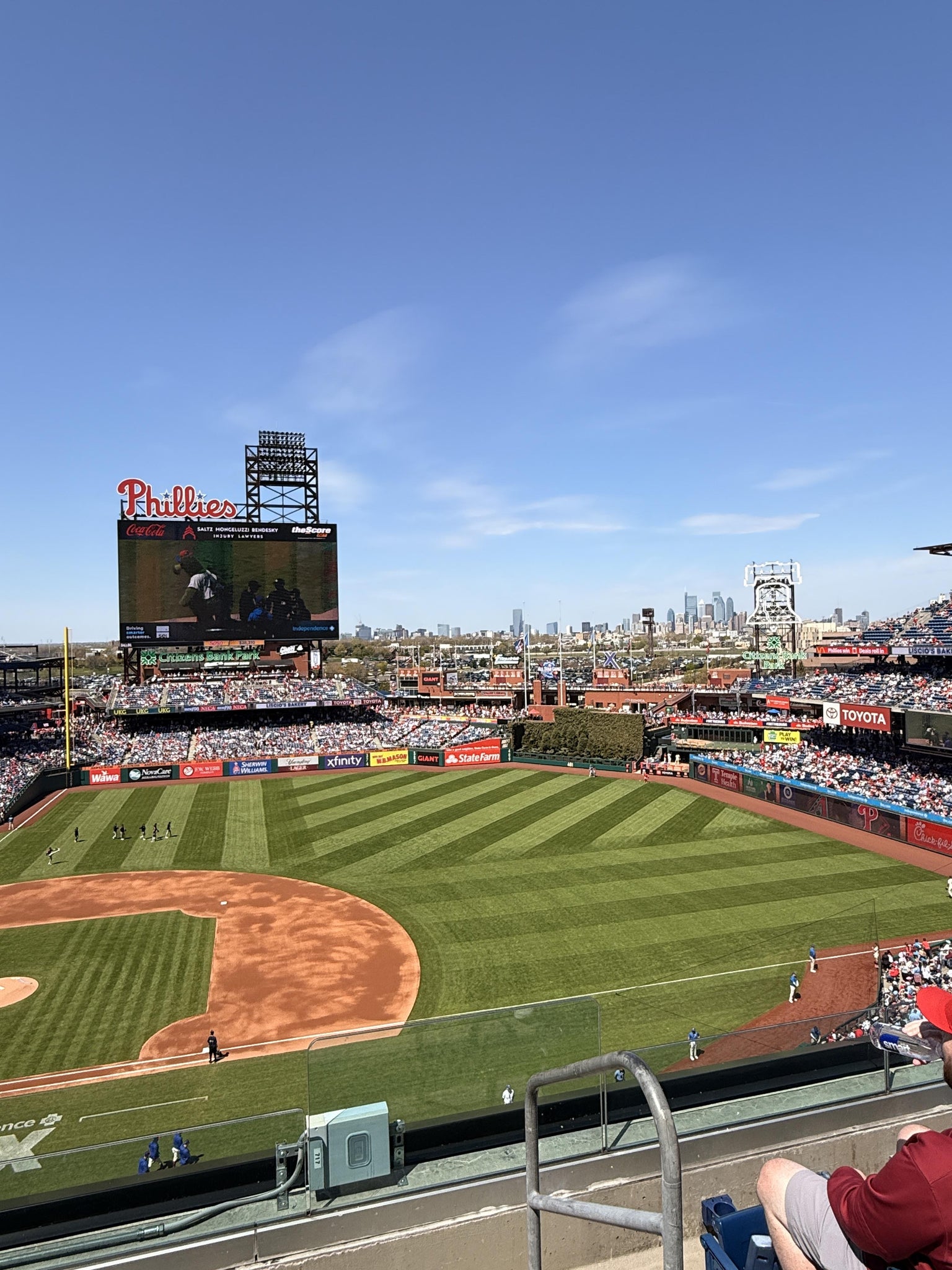 Vue réelle des fans prise de la Section 315 au site Citizens Bank Park par Sam S