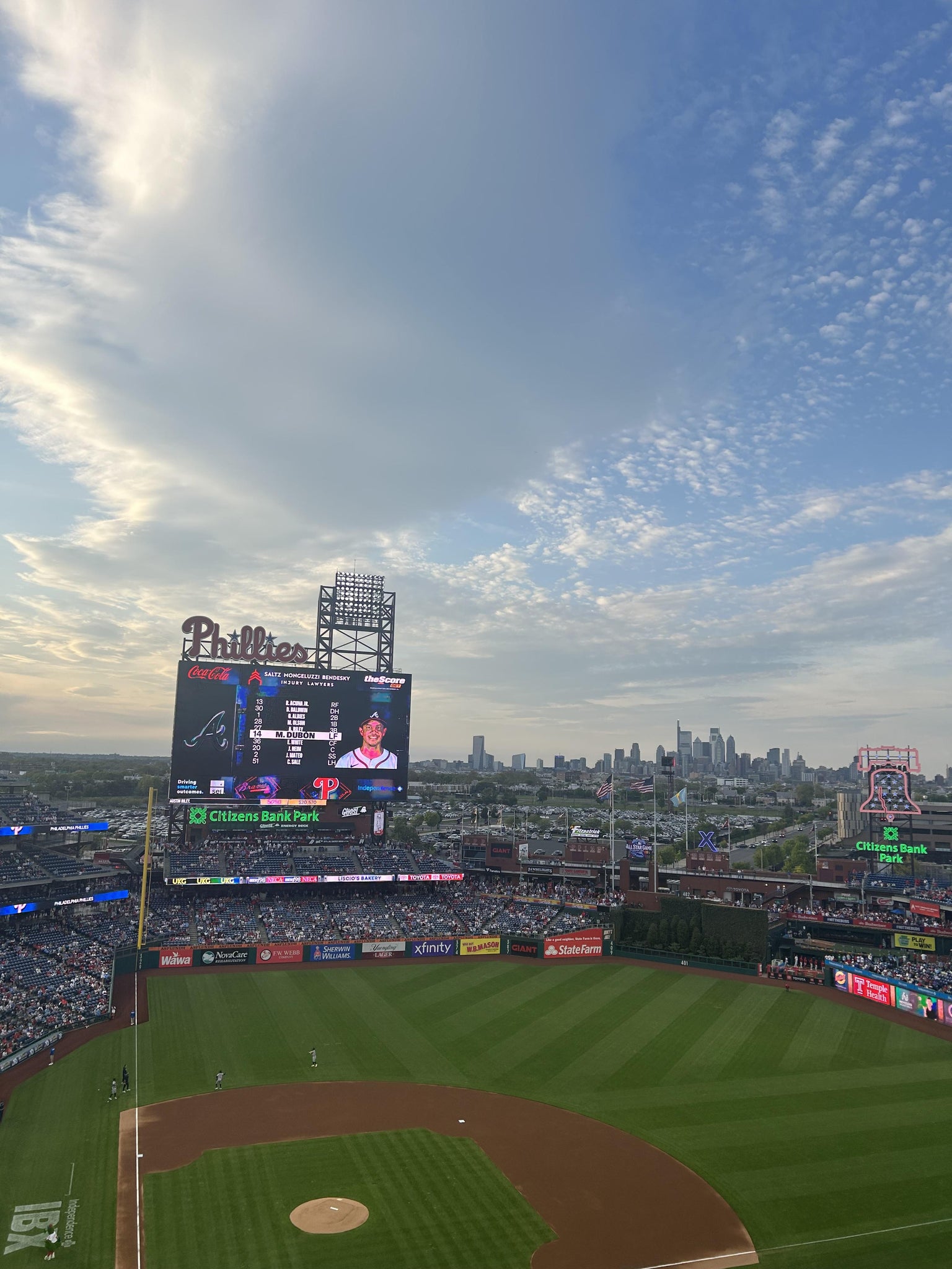 Vue réelle des fans prise de la Section 417 au site Citizens Bank Park par Carrie P