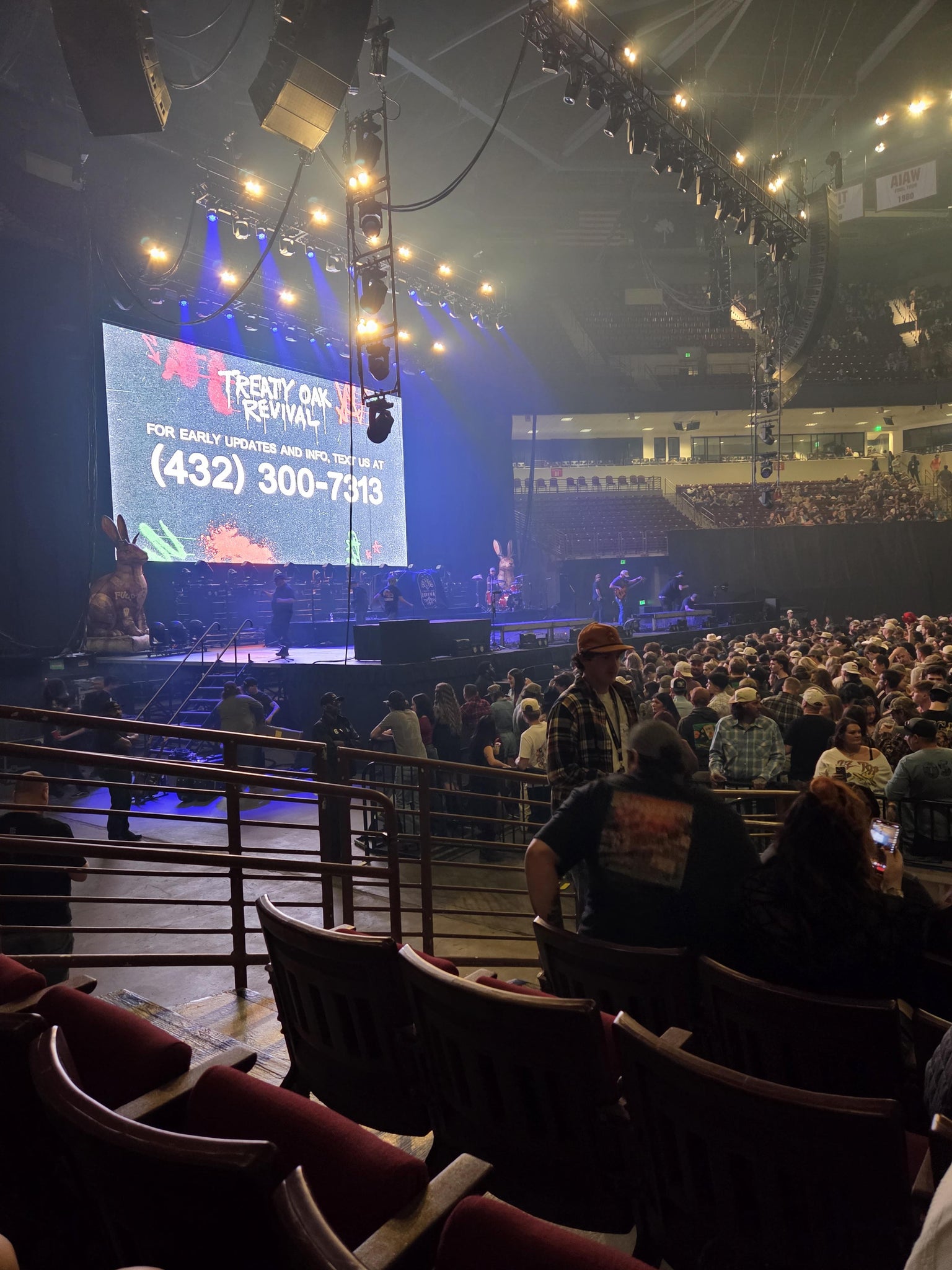 Vue réelle des fans prise de la Section 106 au site Colonial Life Arena par Jessica W