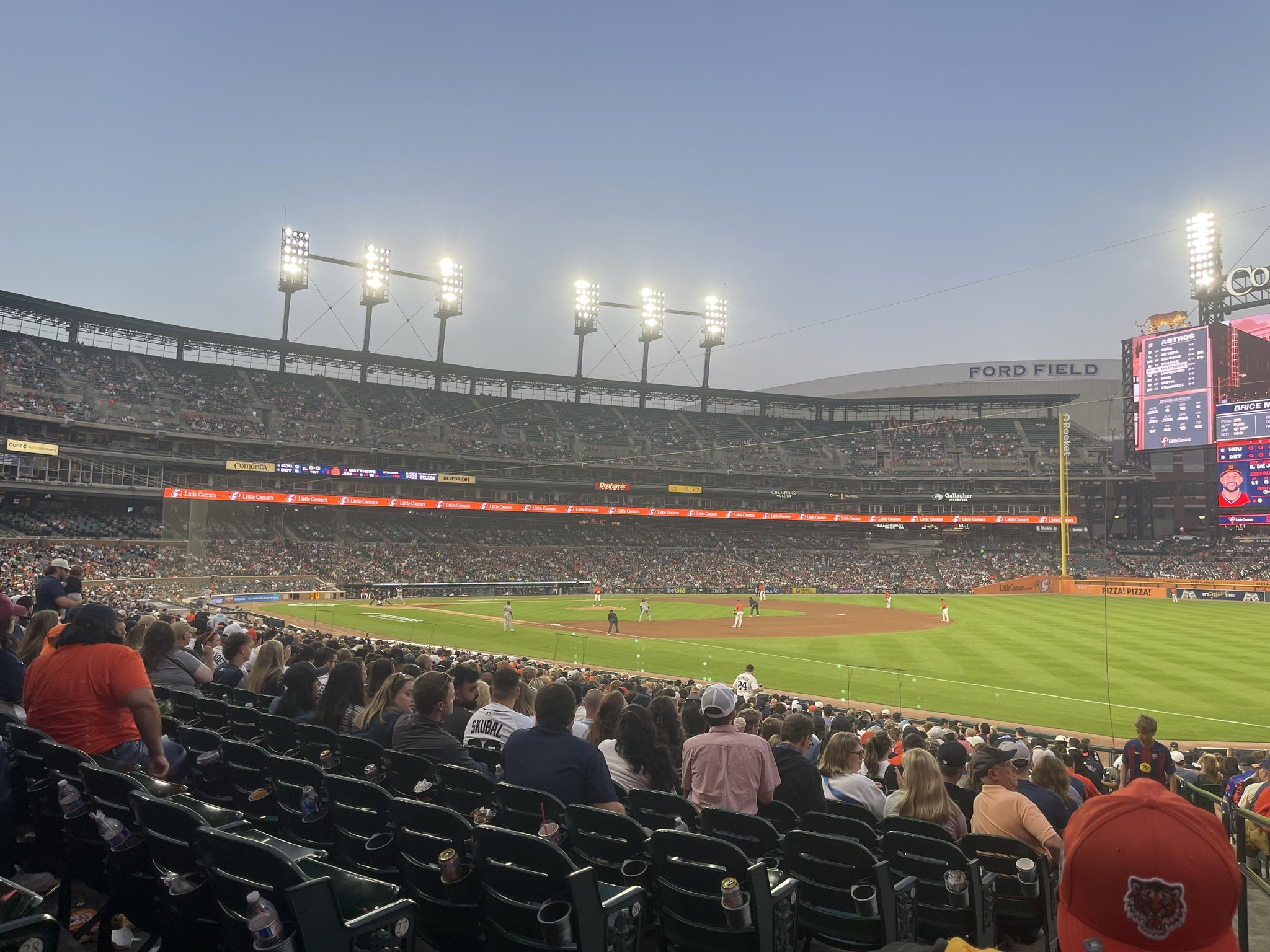 Vue réelle des fans prise de la Section 115 au site Comerica Park par Hektor P