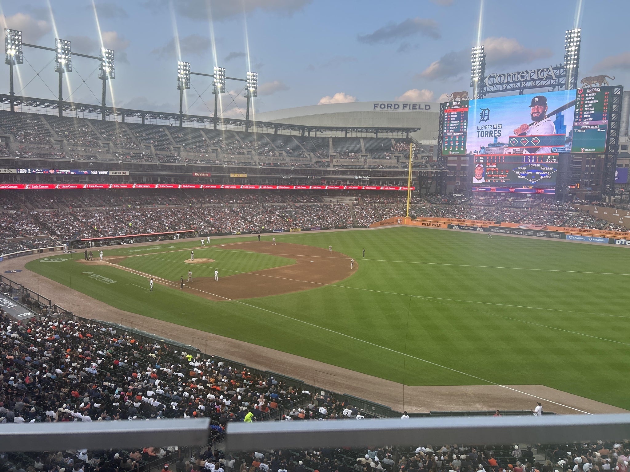 Vue réelle des fans prise de la Section 214 au site Comerica Park par Brett H