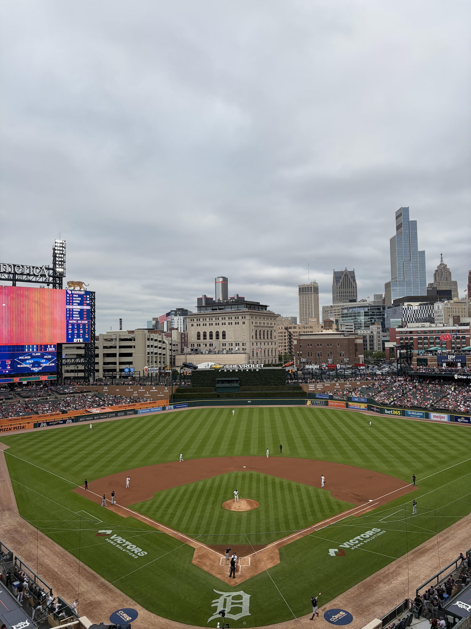 Vue réelle des fans prise de la Section 327 au site Comerica Park par Gabby J