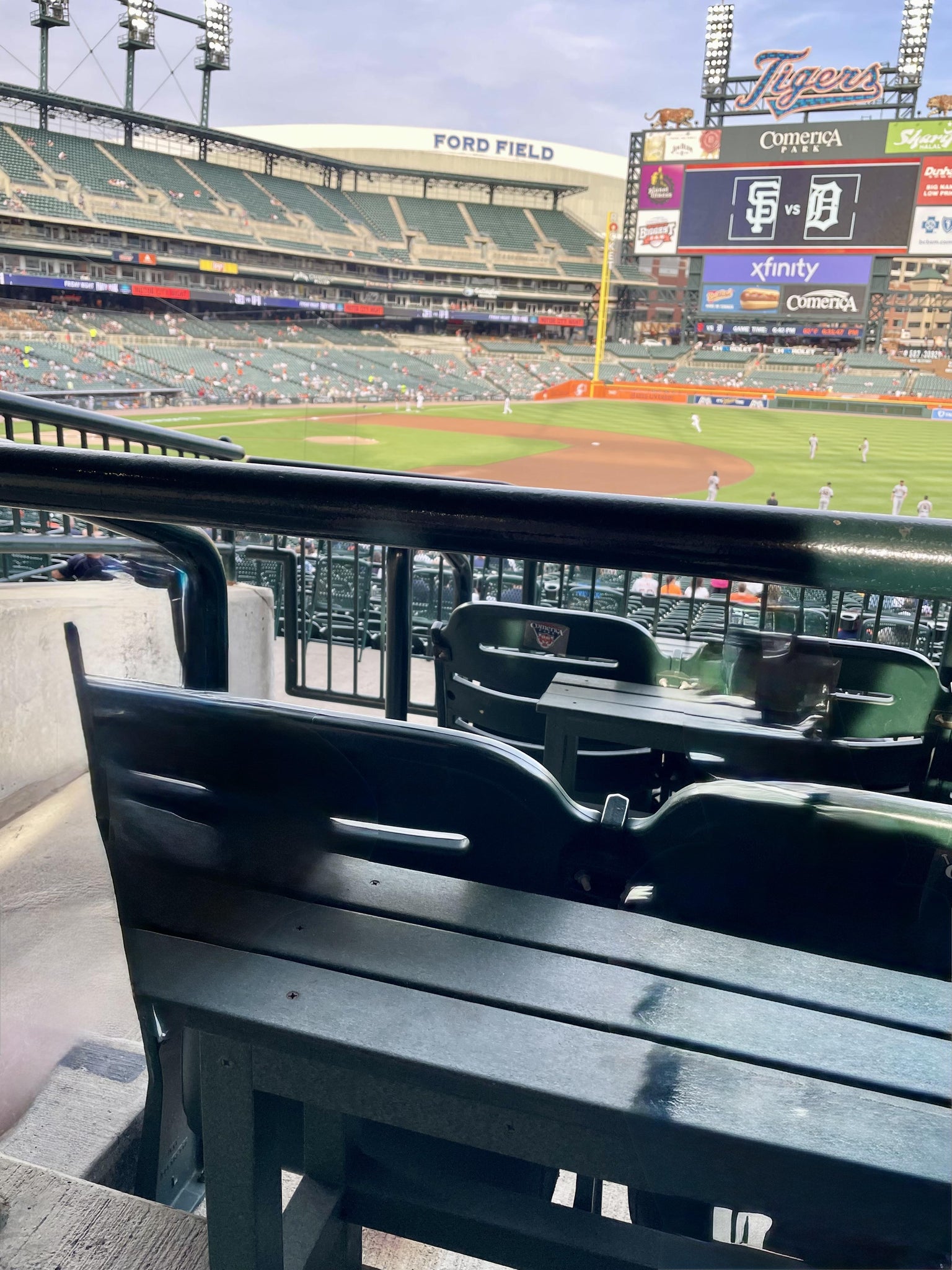 Vue réelle des fans prise de la Terrace 118 au site Comerica Park par Vance L