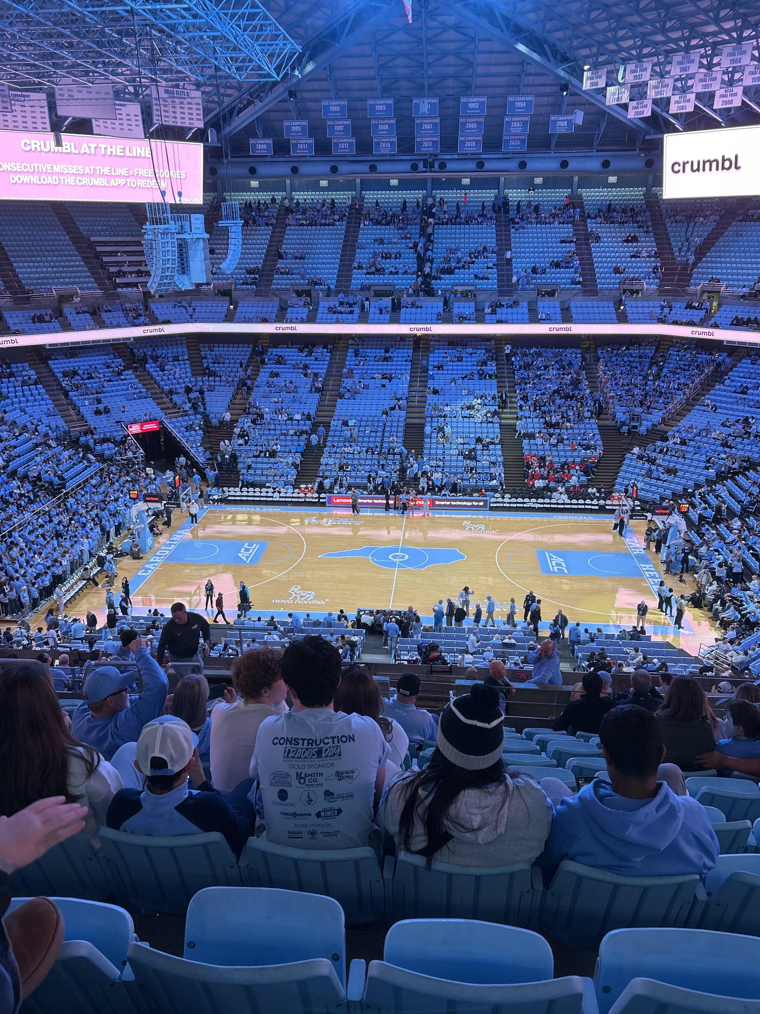 Vue réelle des fans prise de la Section 226 au site Dean Smith Center par Kevin U