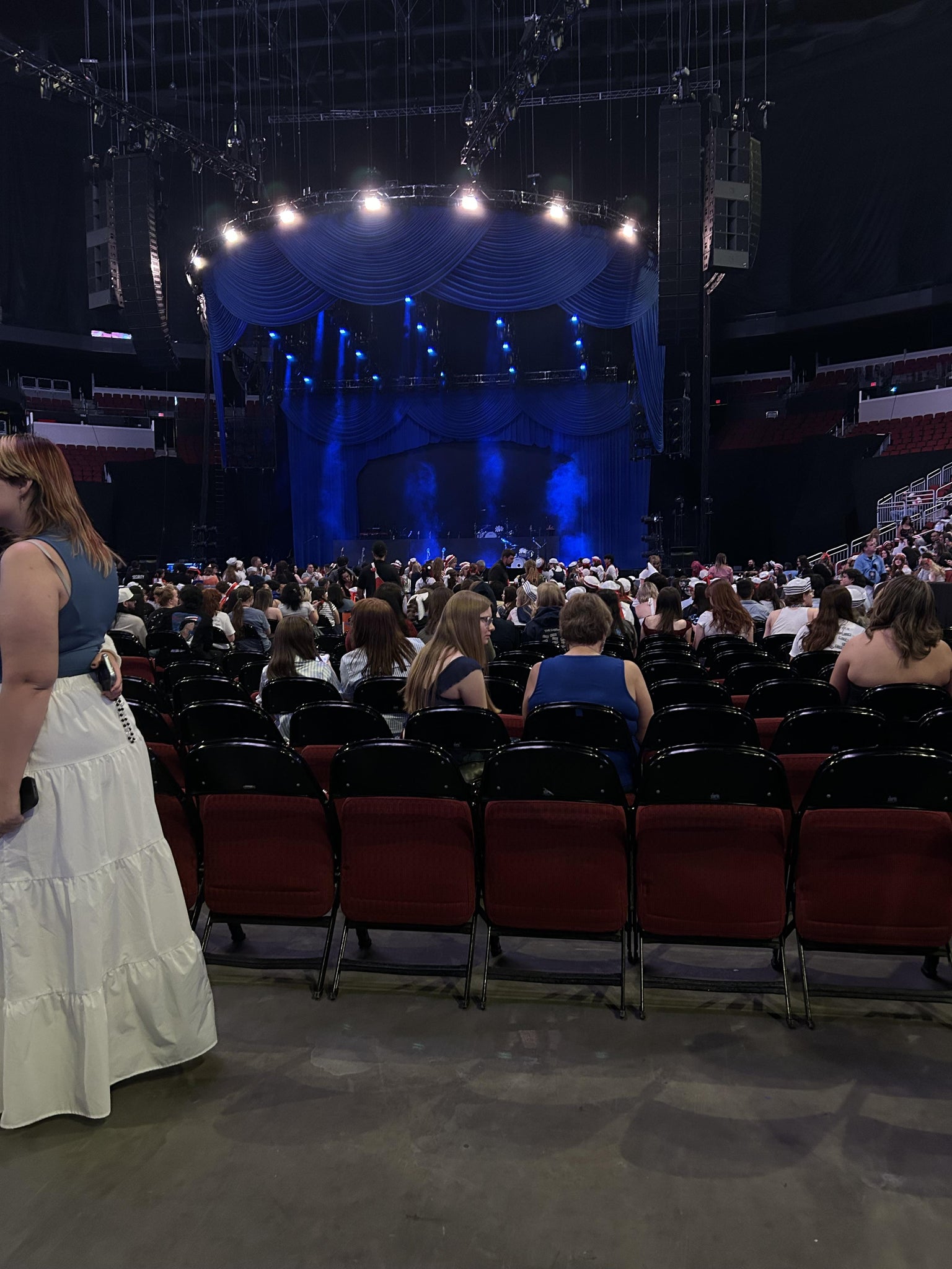 Real Fan View taken from Floor D at Desert Diamond Arena by Julian M