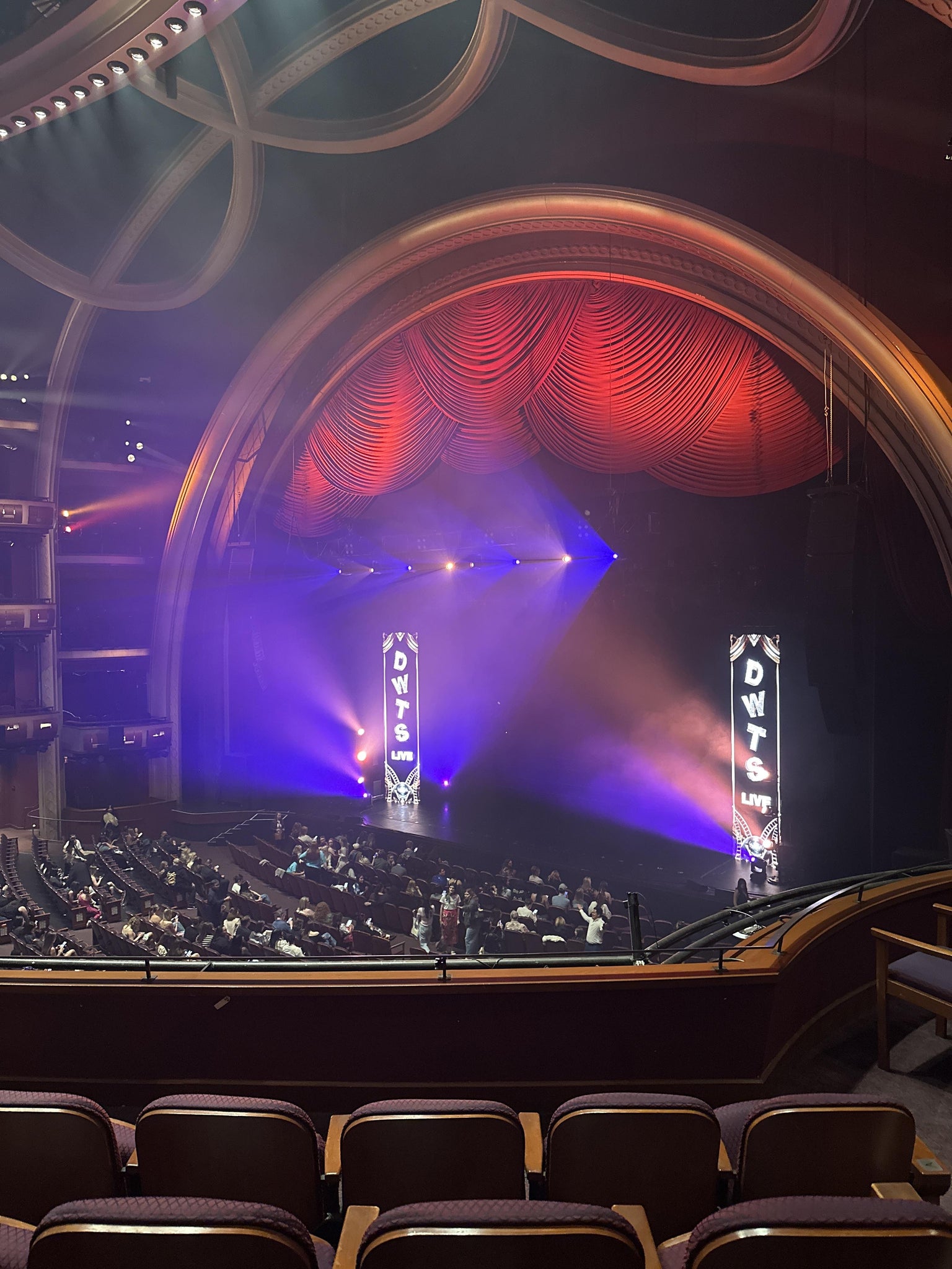 Real Fan View taken from Mezzanine 1 Right at Dolby Theatre by Britney S