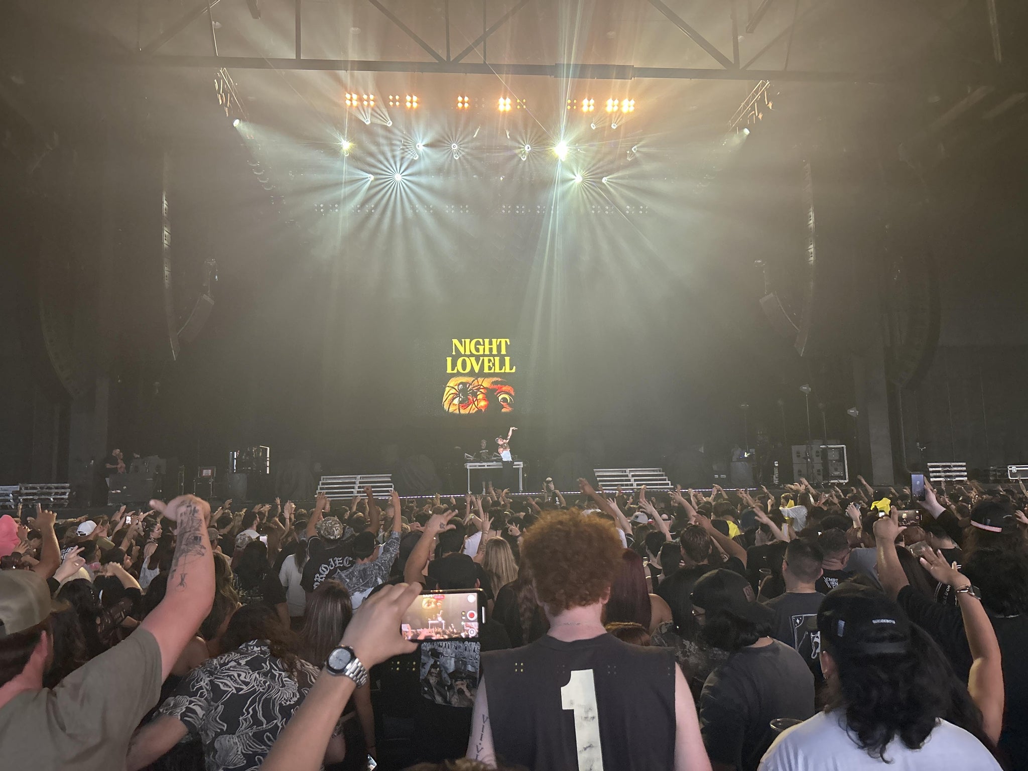 Vue réelle des fans prise de la Lower 101 au site Dos Equis Pavilion par Bryce D