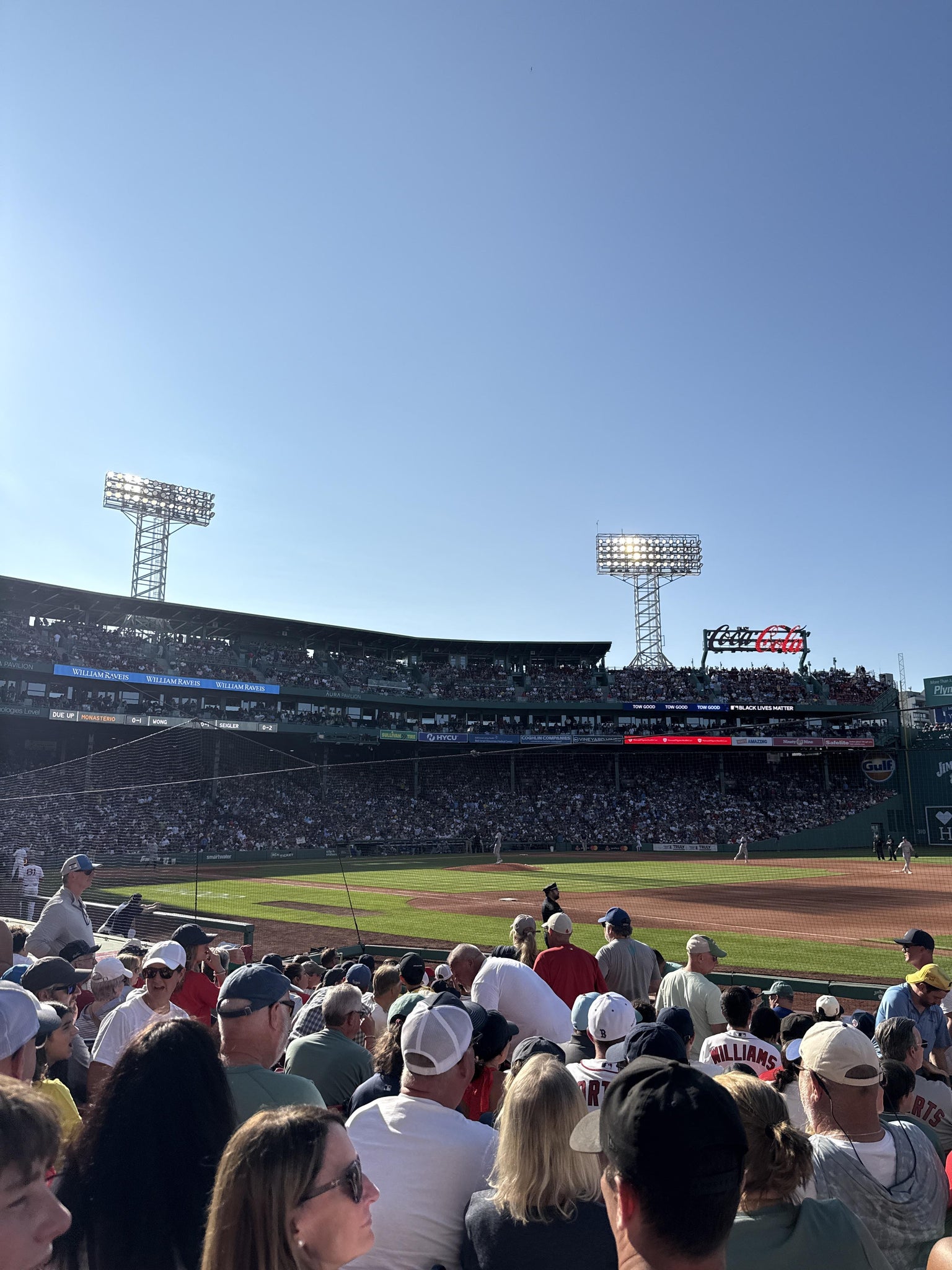 Vue réelle des fans prise de la Field Box 16 au site Fenway Park par Hailey H
