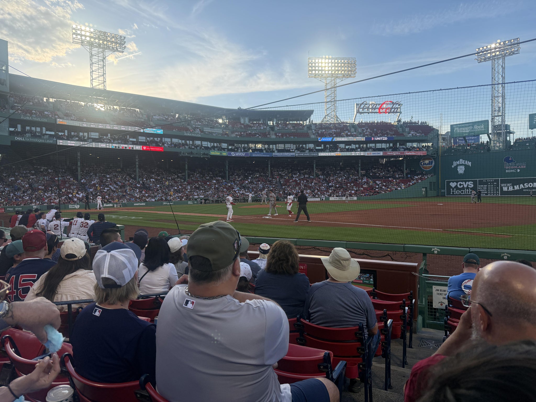 Vue réelle des fans prise de la Field Box 17 au site Fenway Park par Hector R