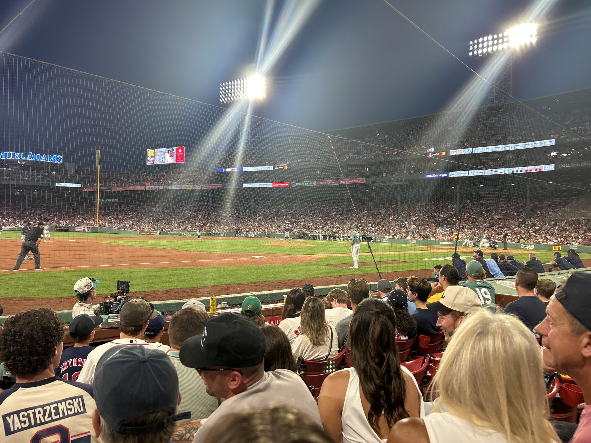 Vue réelle des fans prise de la Field Box 70 au site Fenway Park par Kaz R