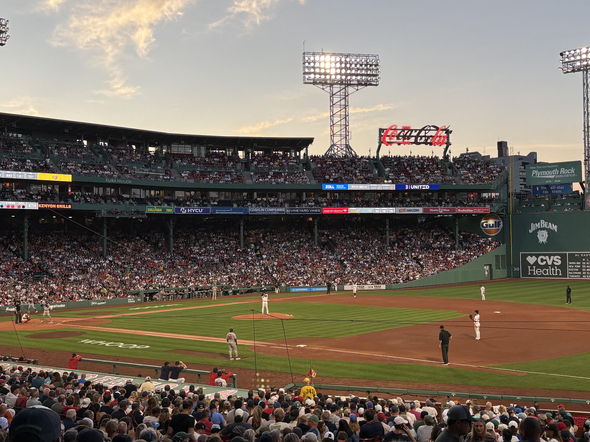 Vue réelle des fans prise de la Grandstand 12 au site Fenway Park par Gary D