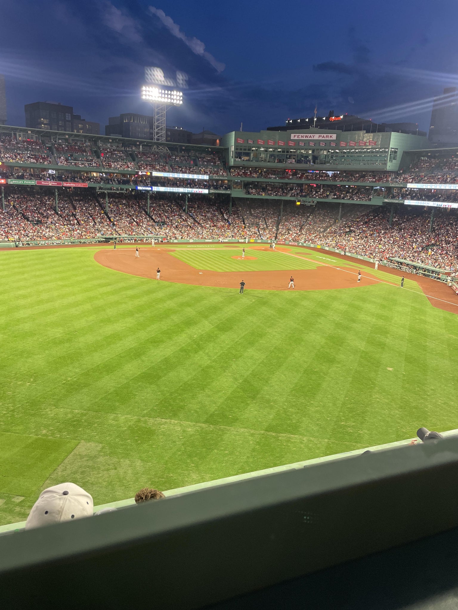 Vue réelle des fans prise de la Green Monster 8 au site Fenway Park par Chris B