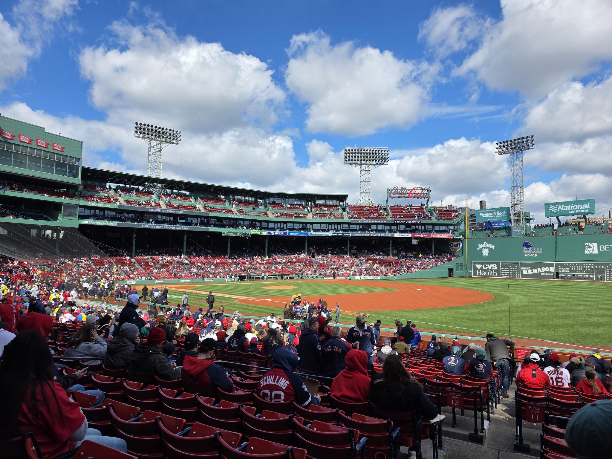 Vue réelle des fans prise de la Loge Box 100 au site Fenway Park par Christopher C