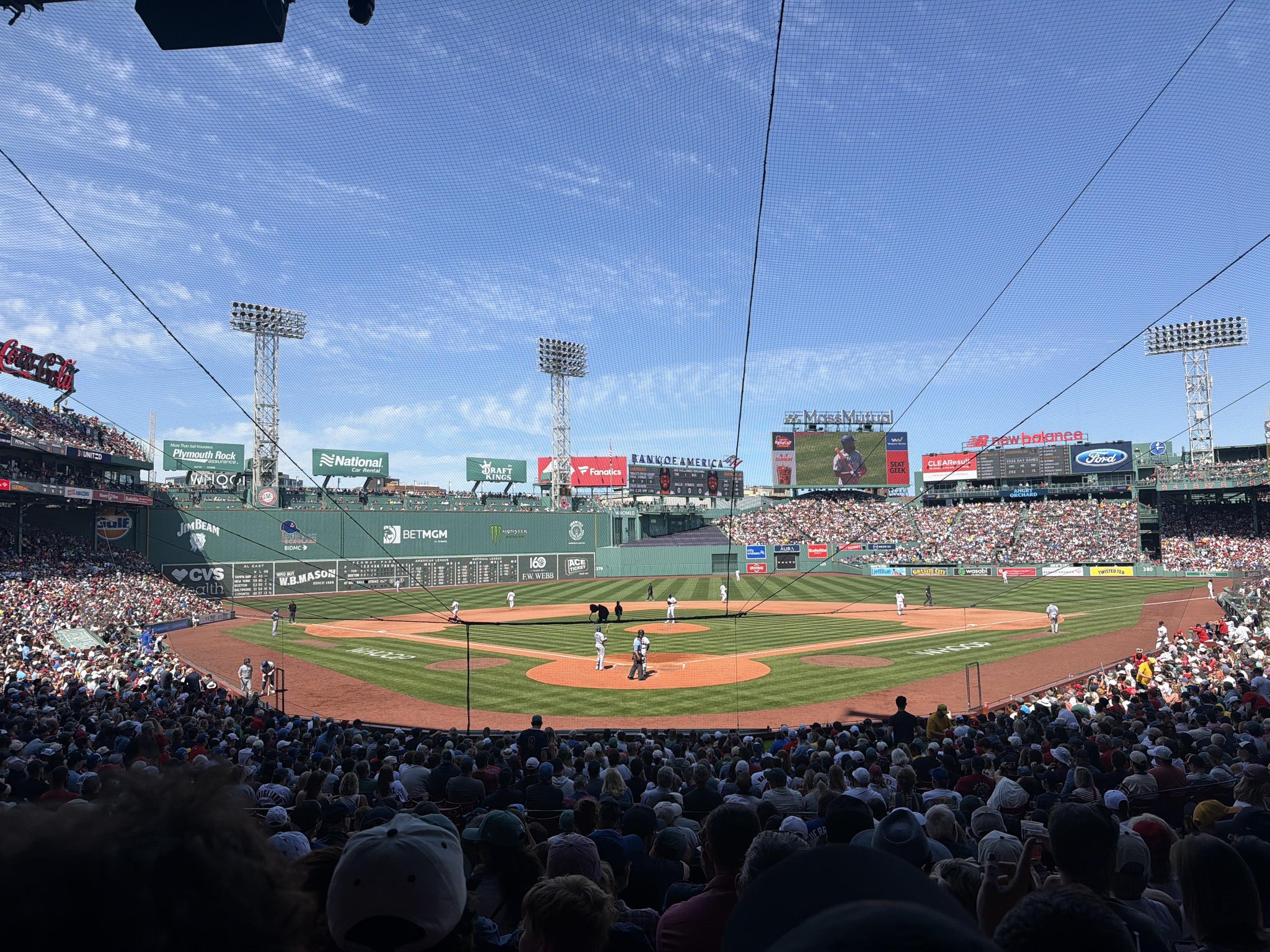 Vue réelle des fans prise de la Loge Box 130 au site Fenway Park par Josette m B
