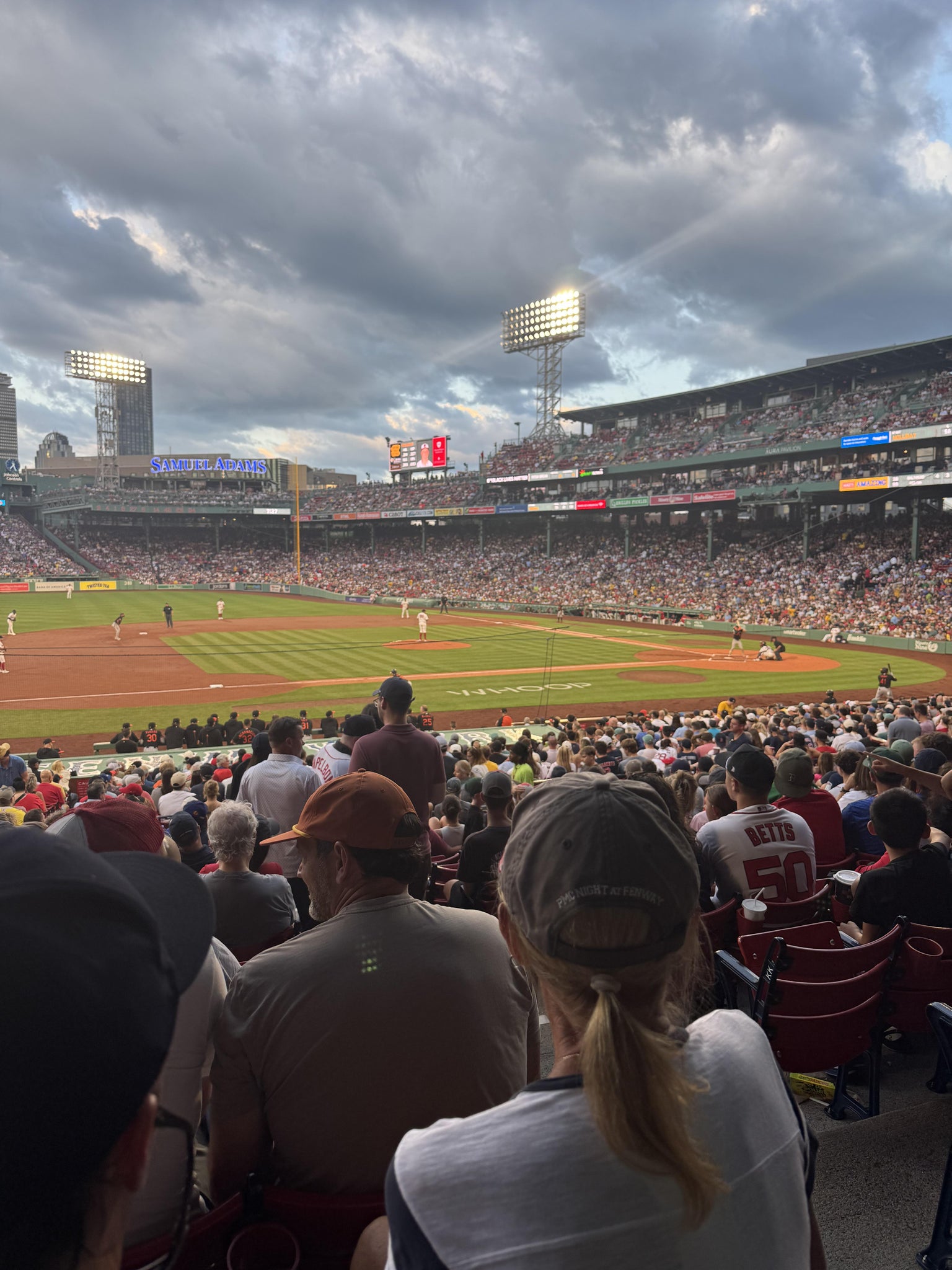 Vue réelle des fans prise de la Loge Box 151 au site Fenway Park par Simon B