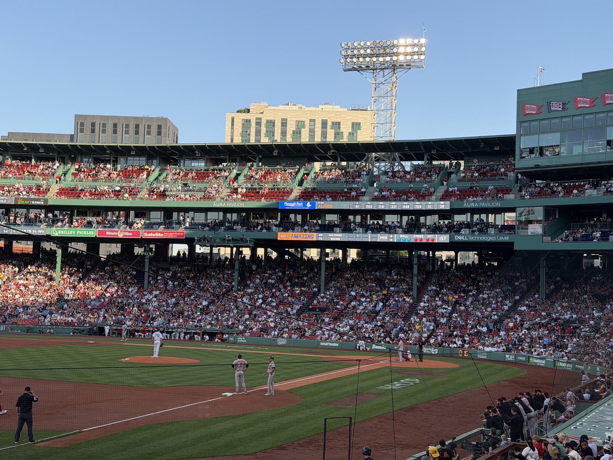 Vue réelle des fans prise de la Loge Box 160 au site Fenway Park par Jared G
