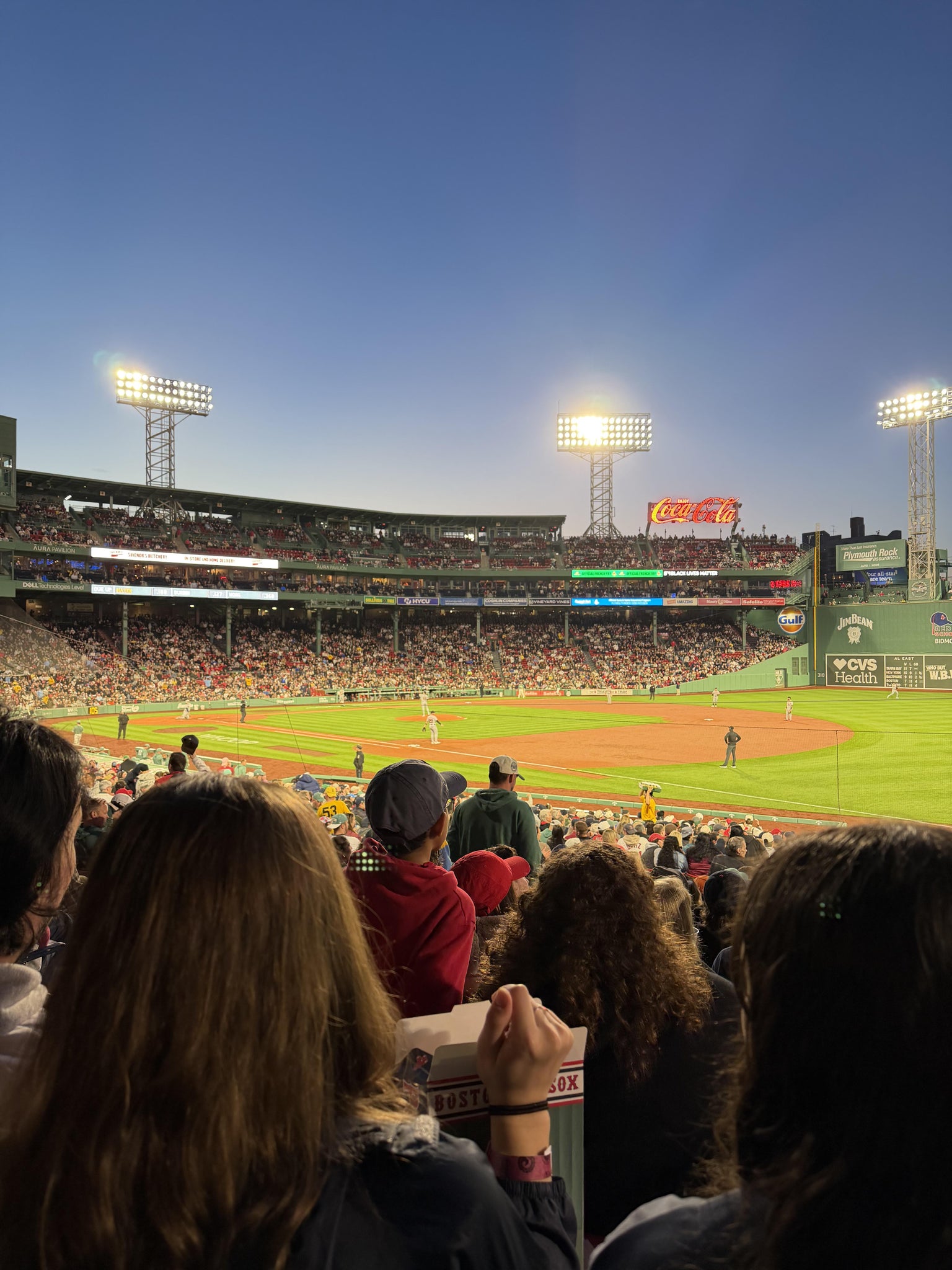 Vue réelle des fans prise de la Loge Box 99 au site Fenway Park par Elizabeth C