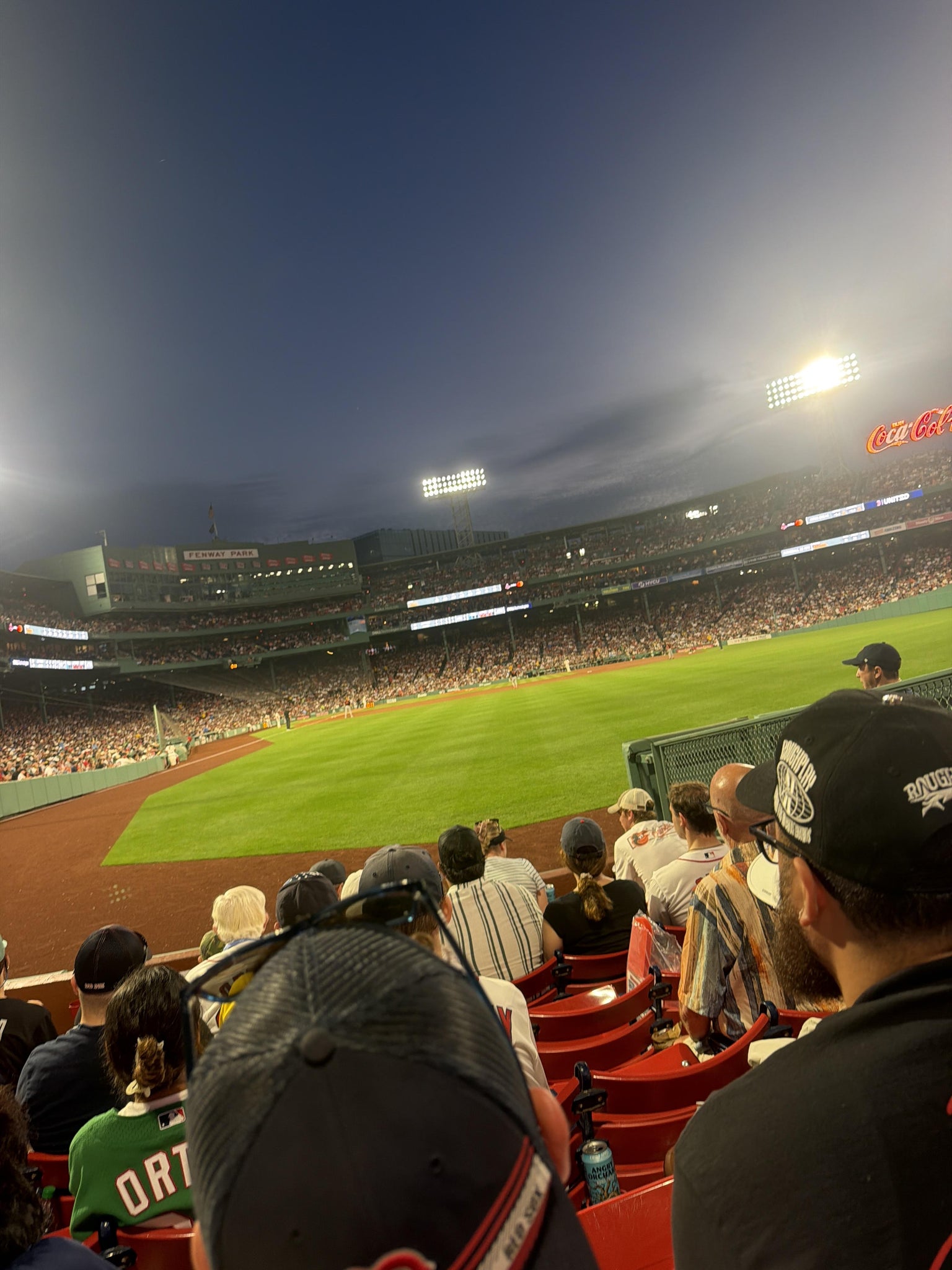 Vue réelle des fans prise de la Right Field Box 1 au site Fenway Park par Anonymous User