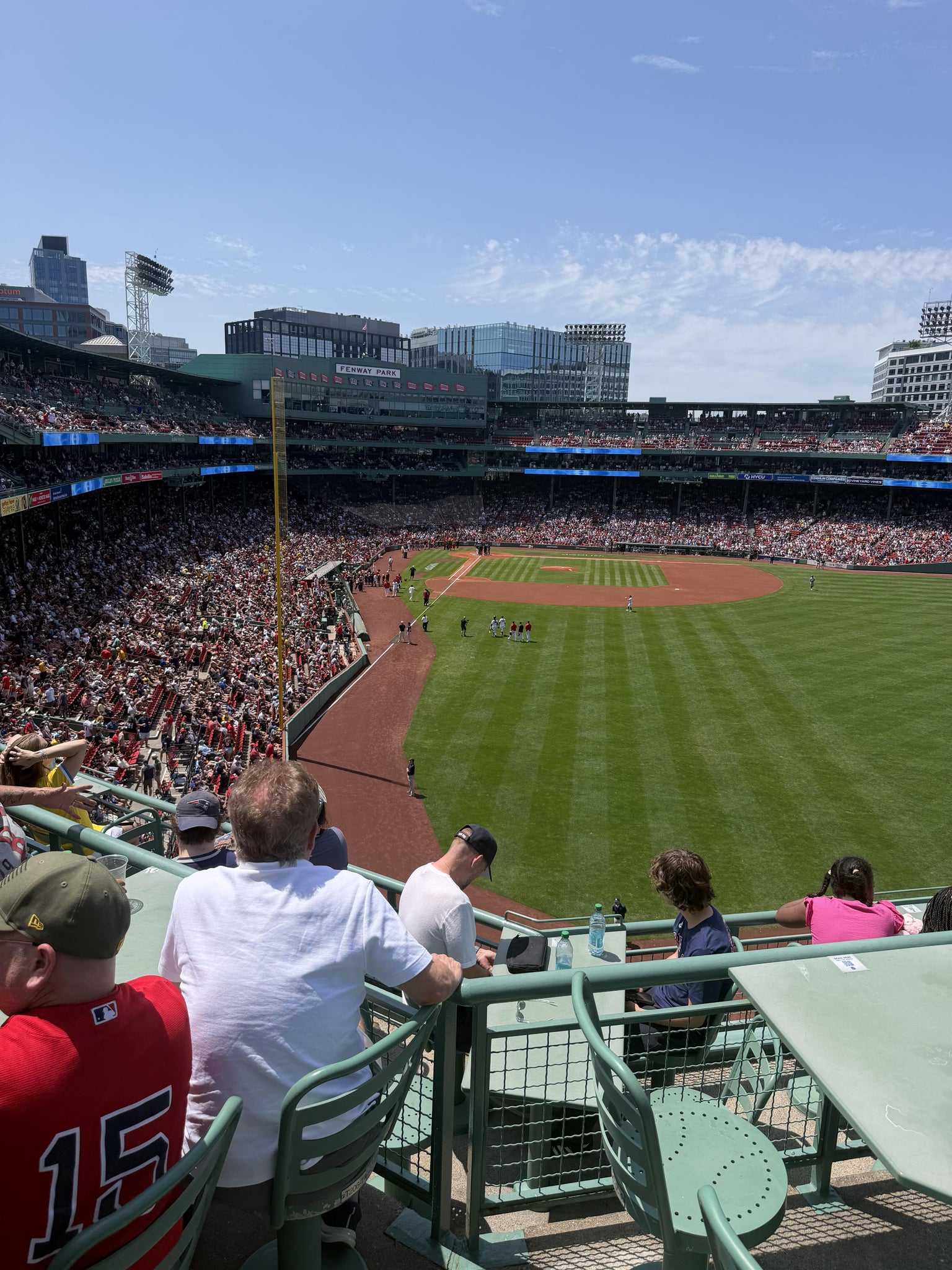 Vue réelle des fans prise de la Right Field Roof Deck Barstools A au site Fenway Park par Anonymous User