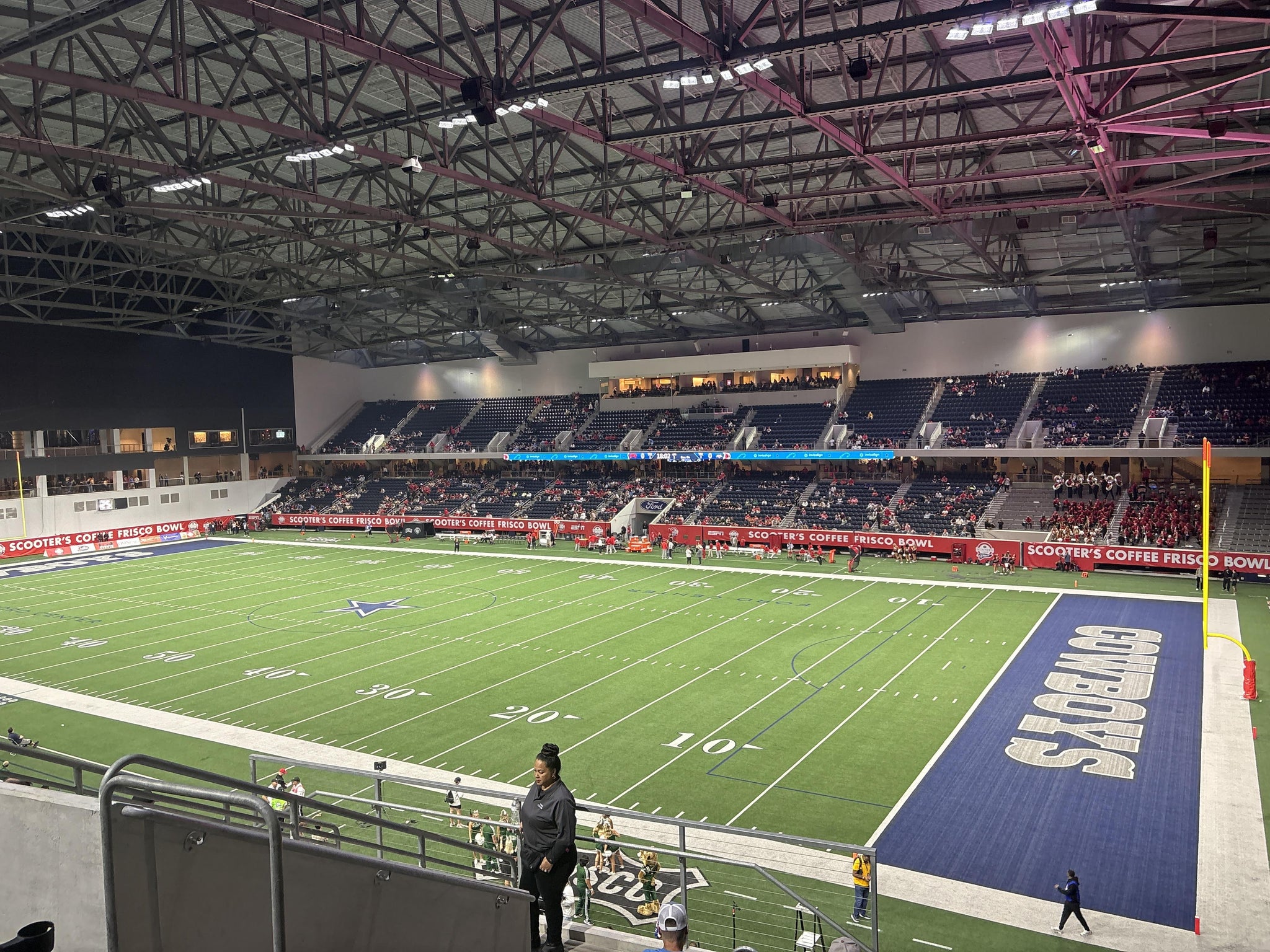 Vue réelle des fans prise de la Section 221 au site Ford Center par Grant R