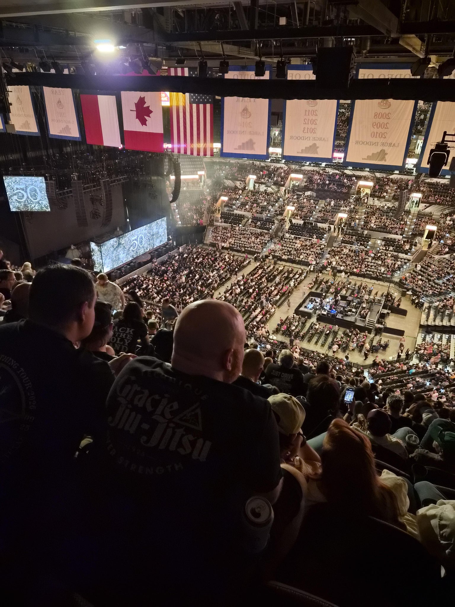 Vue réelle des fans prise de la Section 206 au site Frost Bank Center par Zoe A