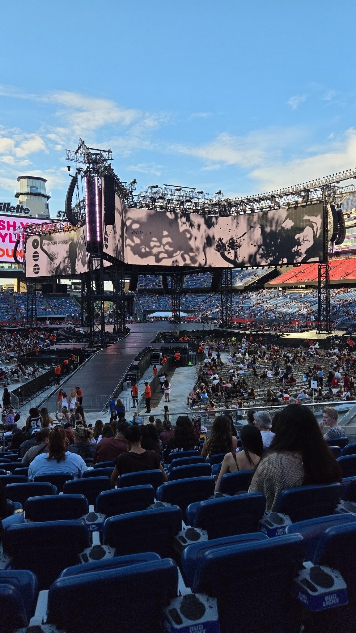 Vue réelle des fans prise de la Section 123 au site Gillette Stadium par Lorena R