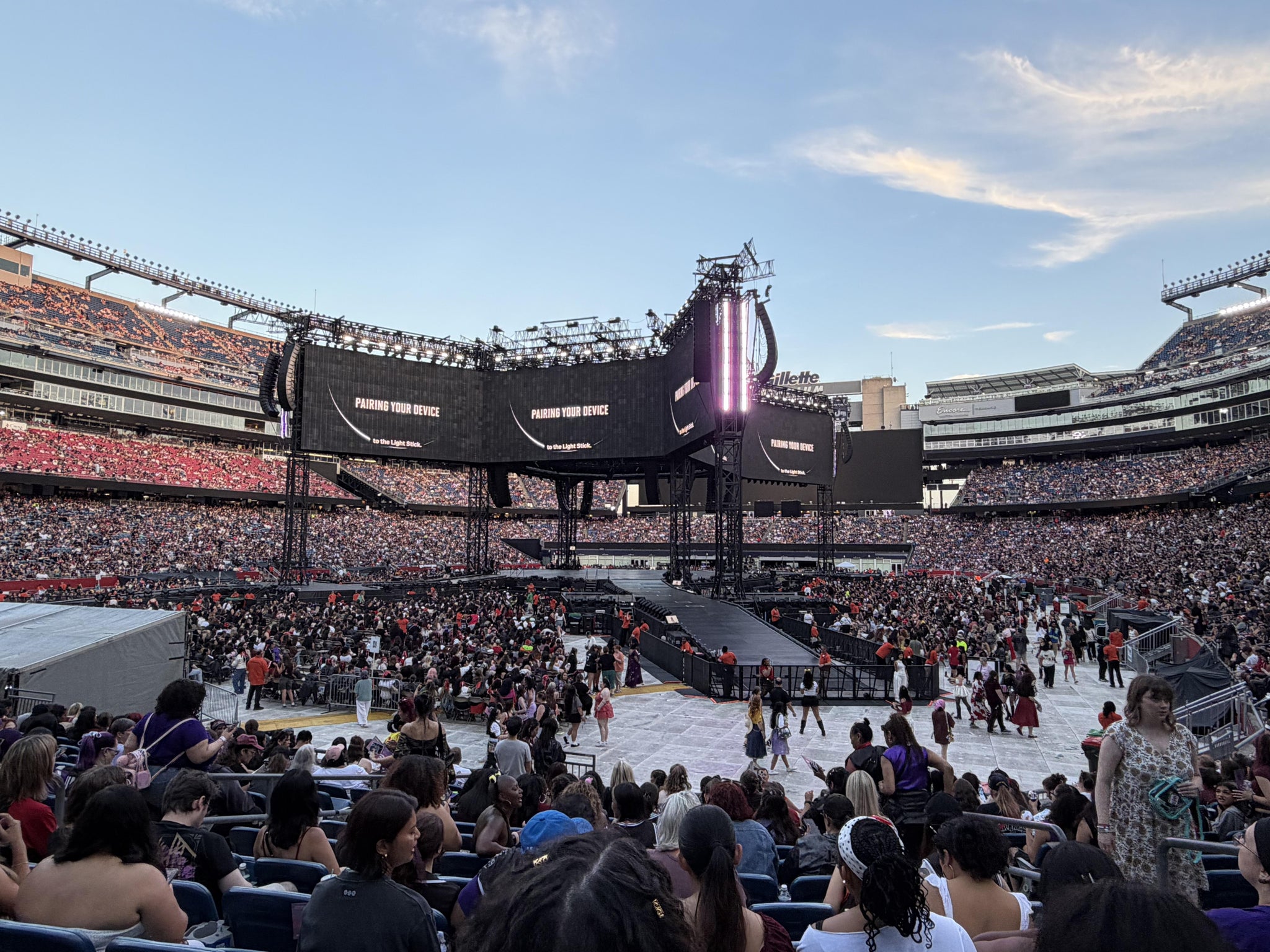 Vue réelle des fans prise de la Section 140 au site Gillette Stadium par Lisa F