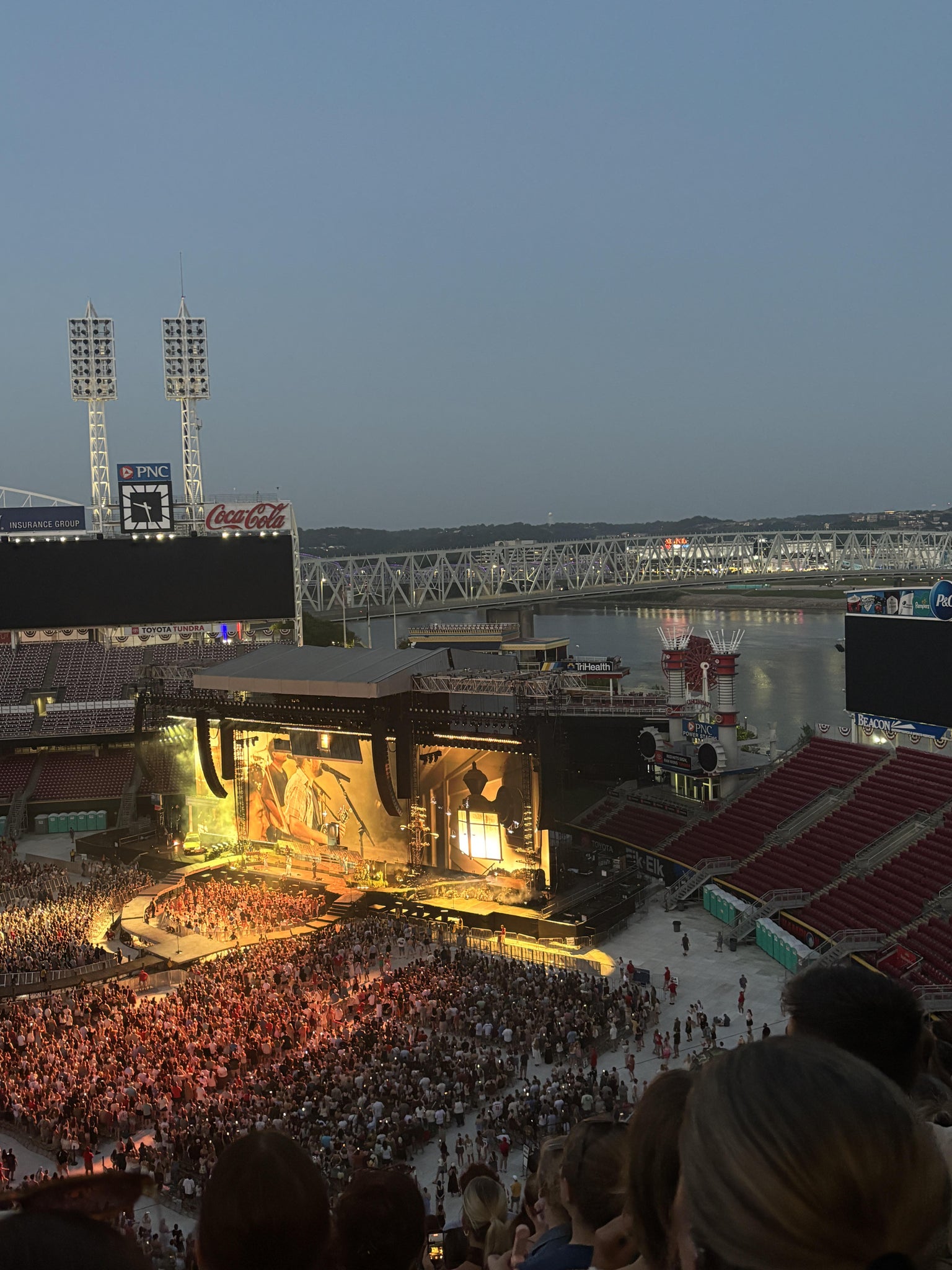 Vue réelle des fans prise de la Section 533 au site Great American Ball Park par Samantha