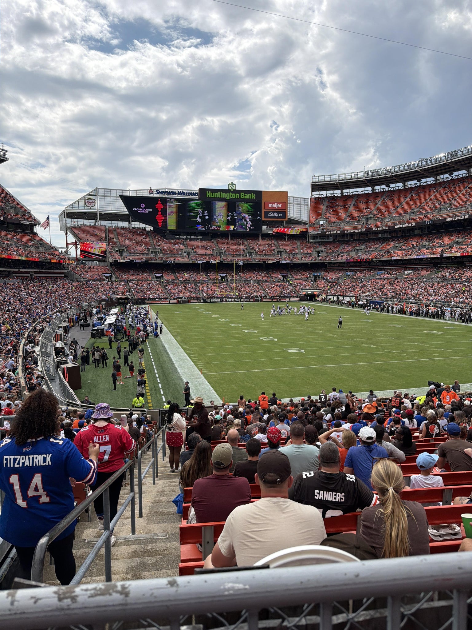 Real Fan View taken from Section 118 A at Huntington Bank Field by Randy D