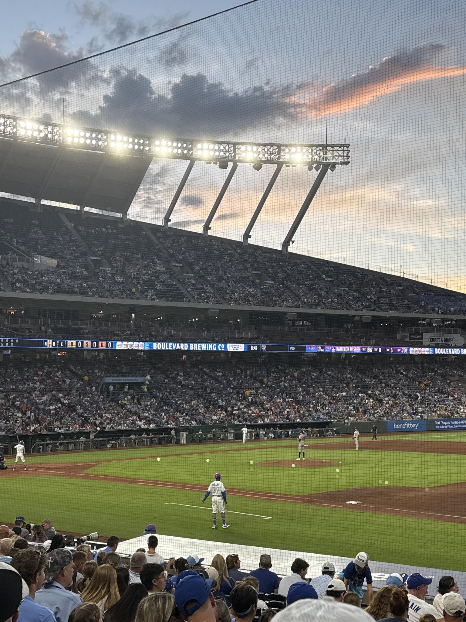 Vue réelle des fans prise de la Section 139 au site Kauffman Stadium par Rosa E