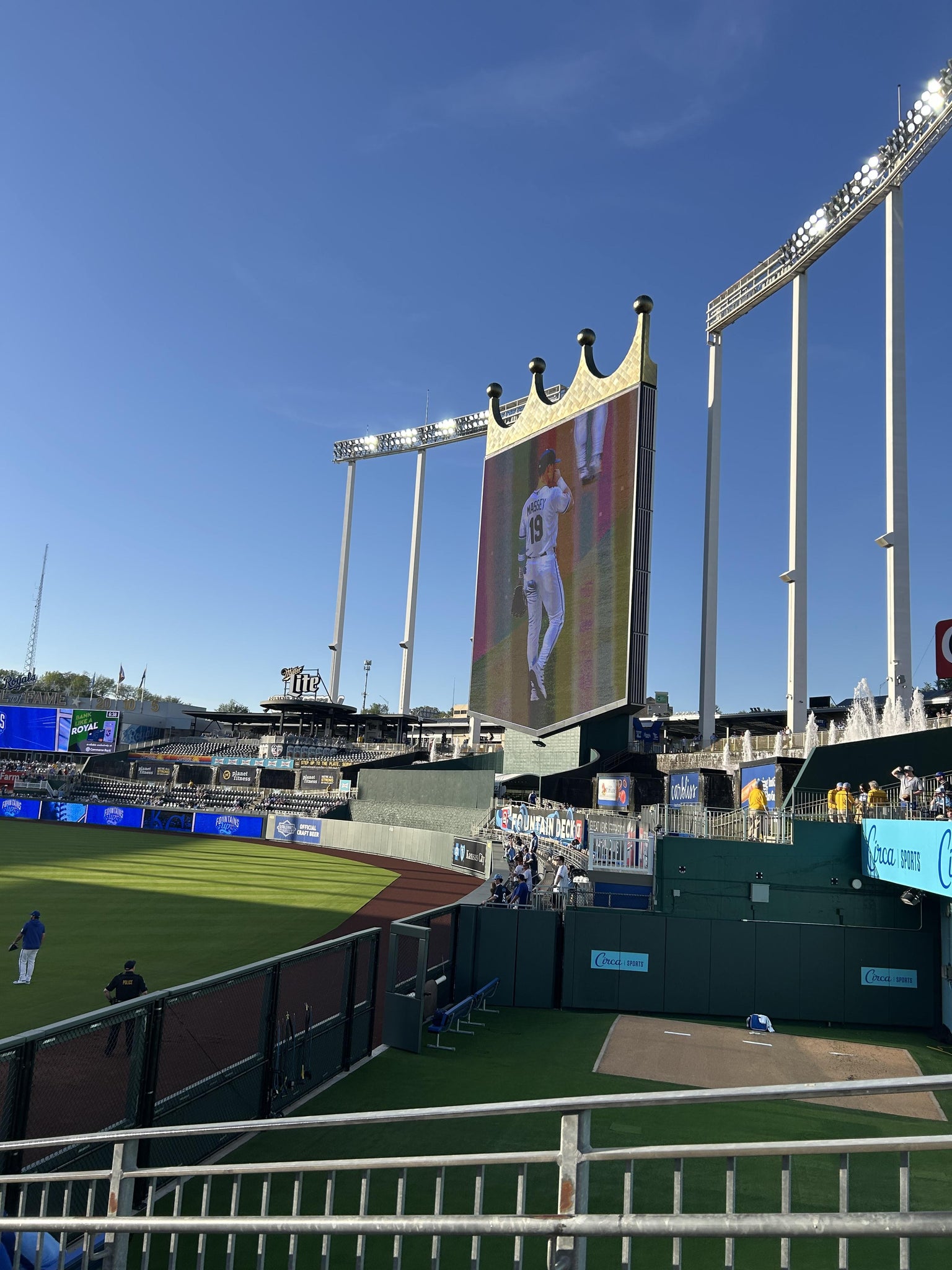Vue réelle des fans prise de la Section 148 au site Kauffman Stadium par Tony T