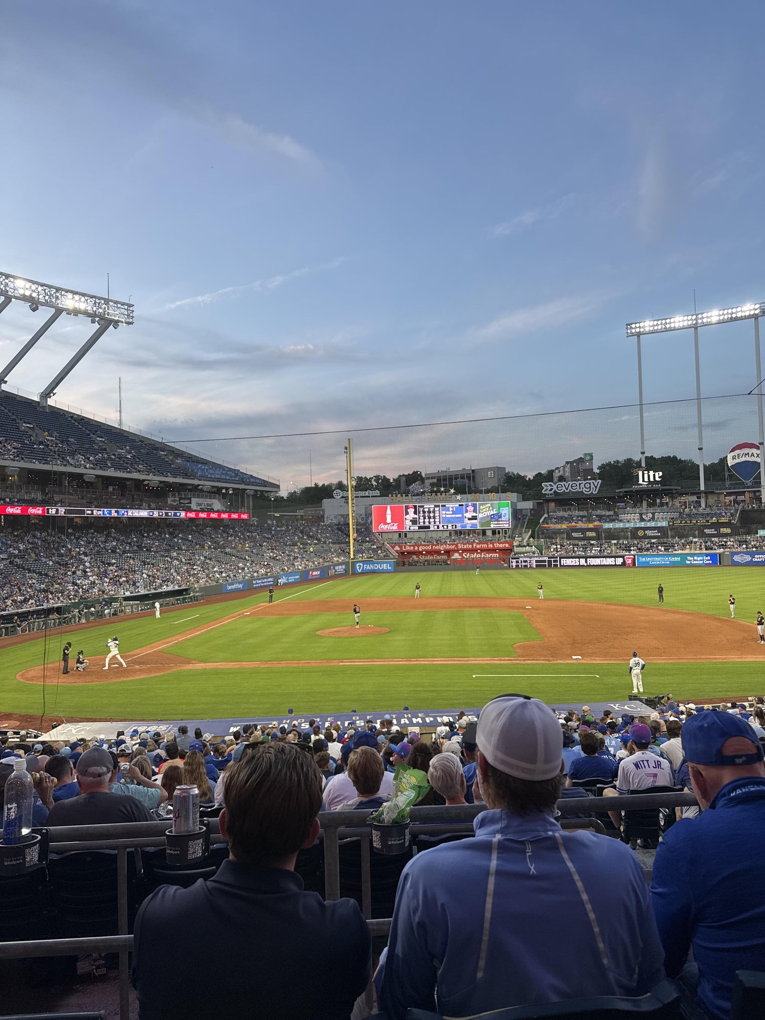 Vue réelle des fans prise de la Section 234 au site Kauffman Stadium par Katie M