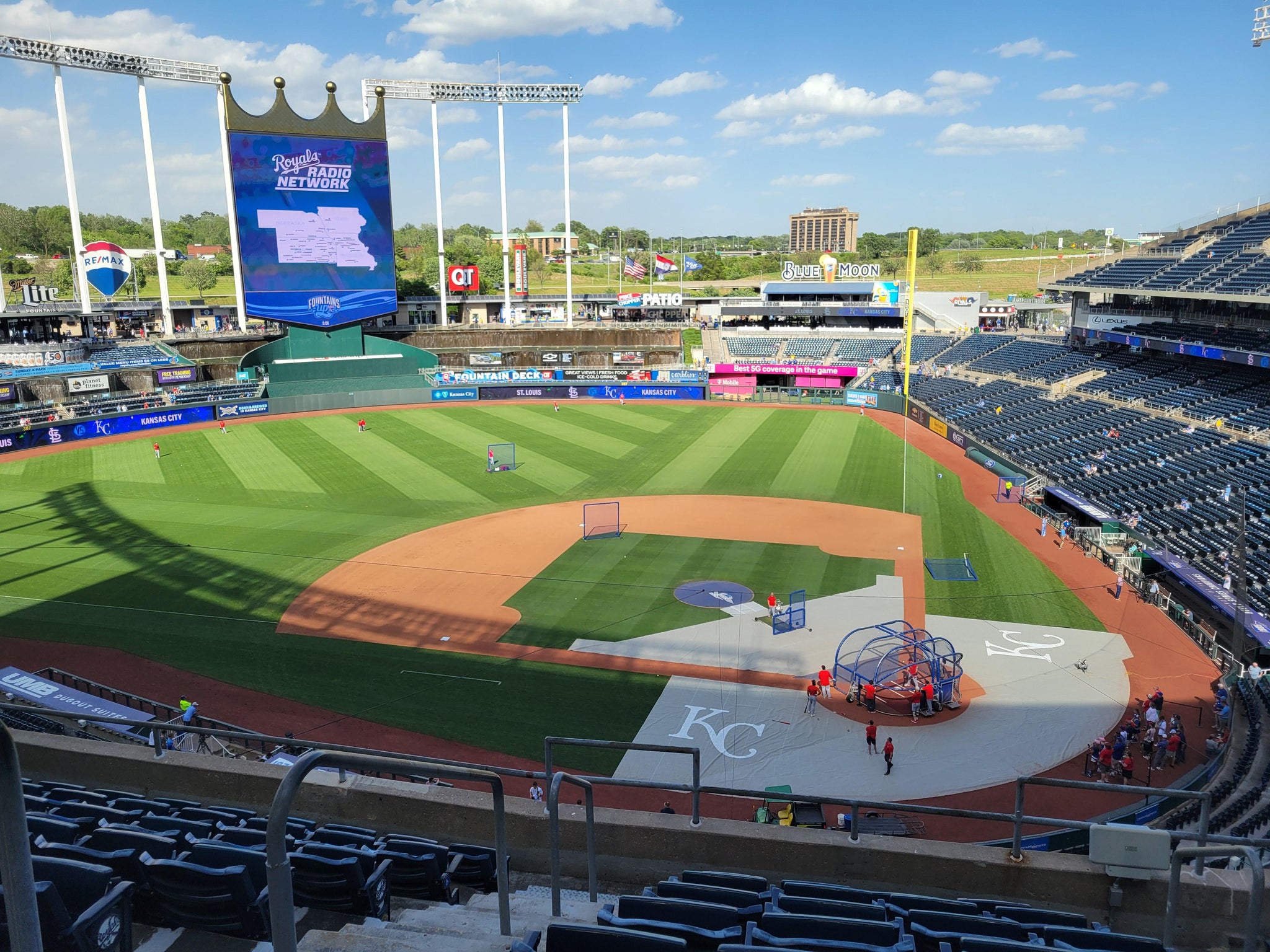 Vue réelle des fans prise de la Section 414 au site Kauffman Stadium par Janette P