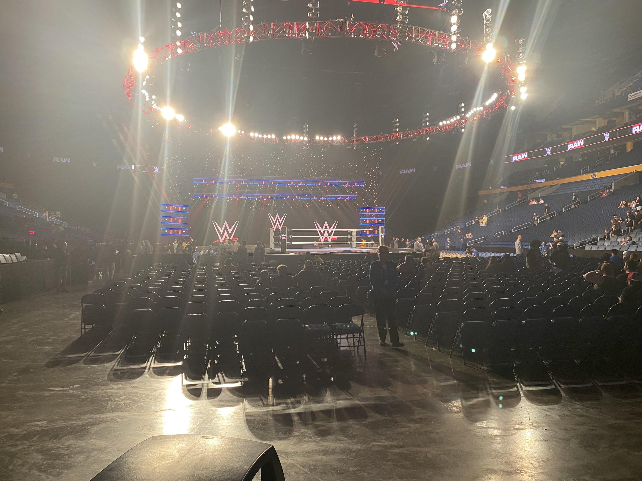 Vue réelle des fans prise de la Section 100 au site KeyBank Center par Harley E