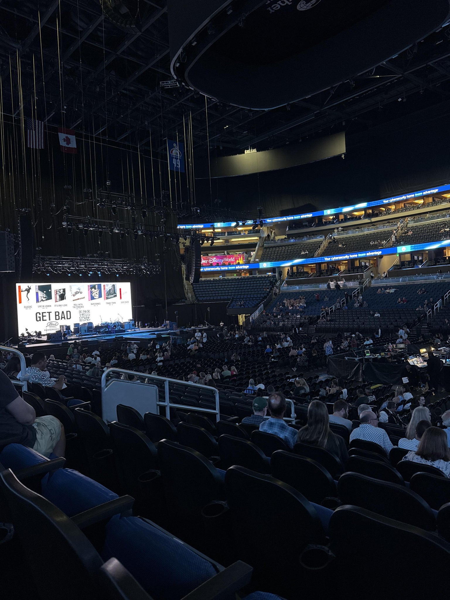 Vue réelle des fans prise de la Section 113 au site Kia Center par Quess P