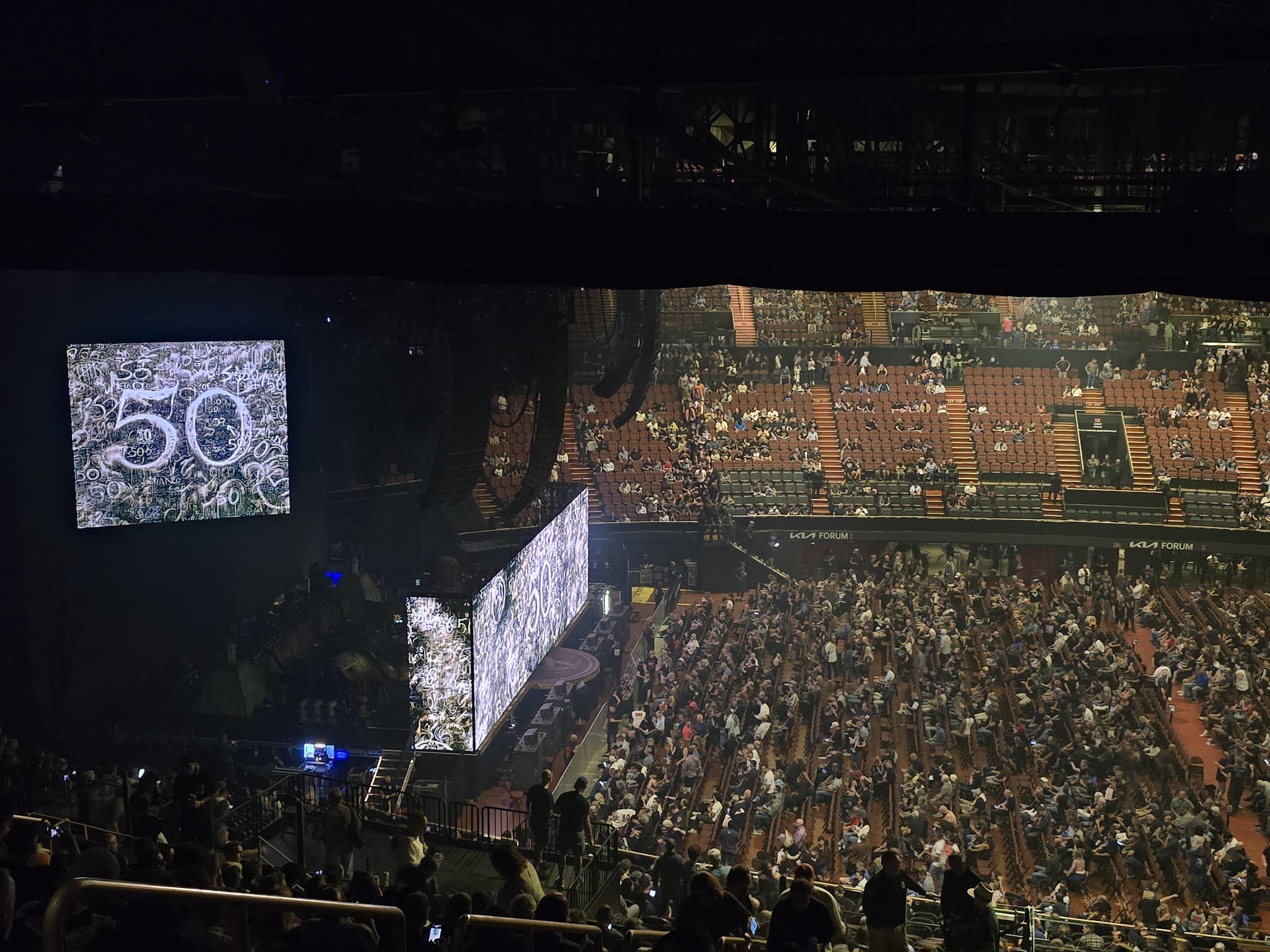 Vue réelle des fans prise de la Section 226 au site Kia Forum par Korin B