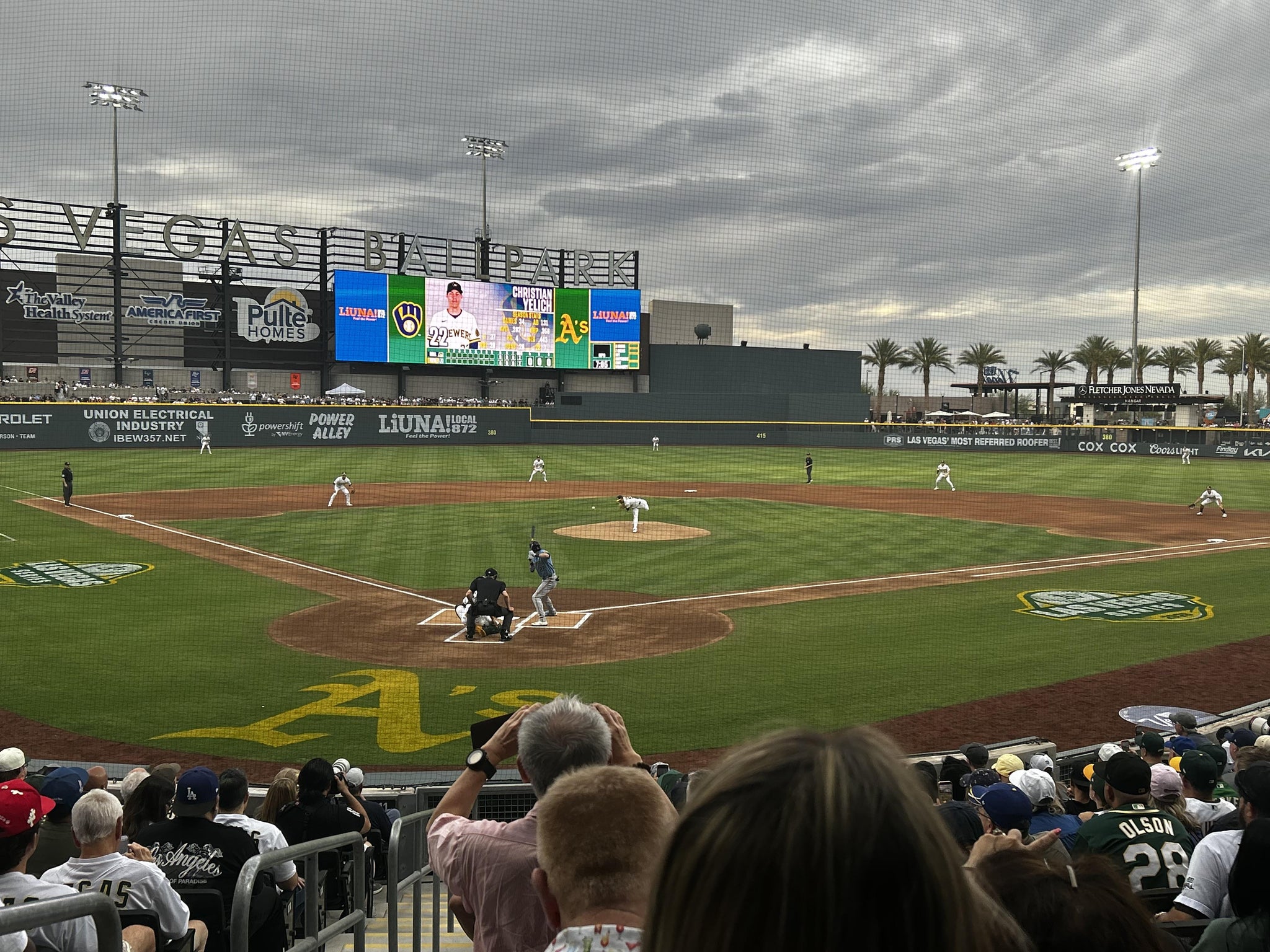 Vue réelle des fans prise de la Section 110 au site Las Vegas Ballpark par Anonymous User