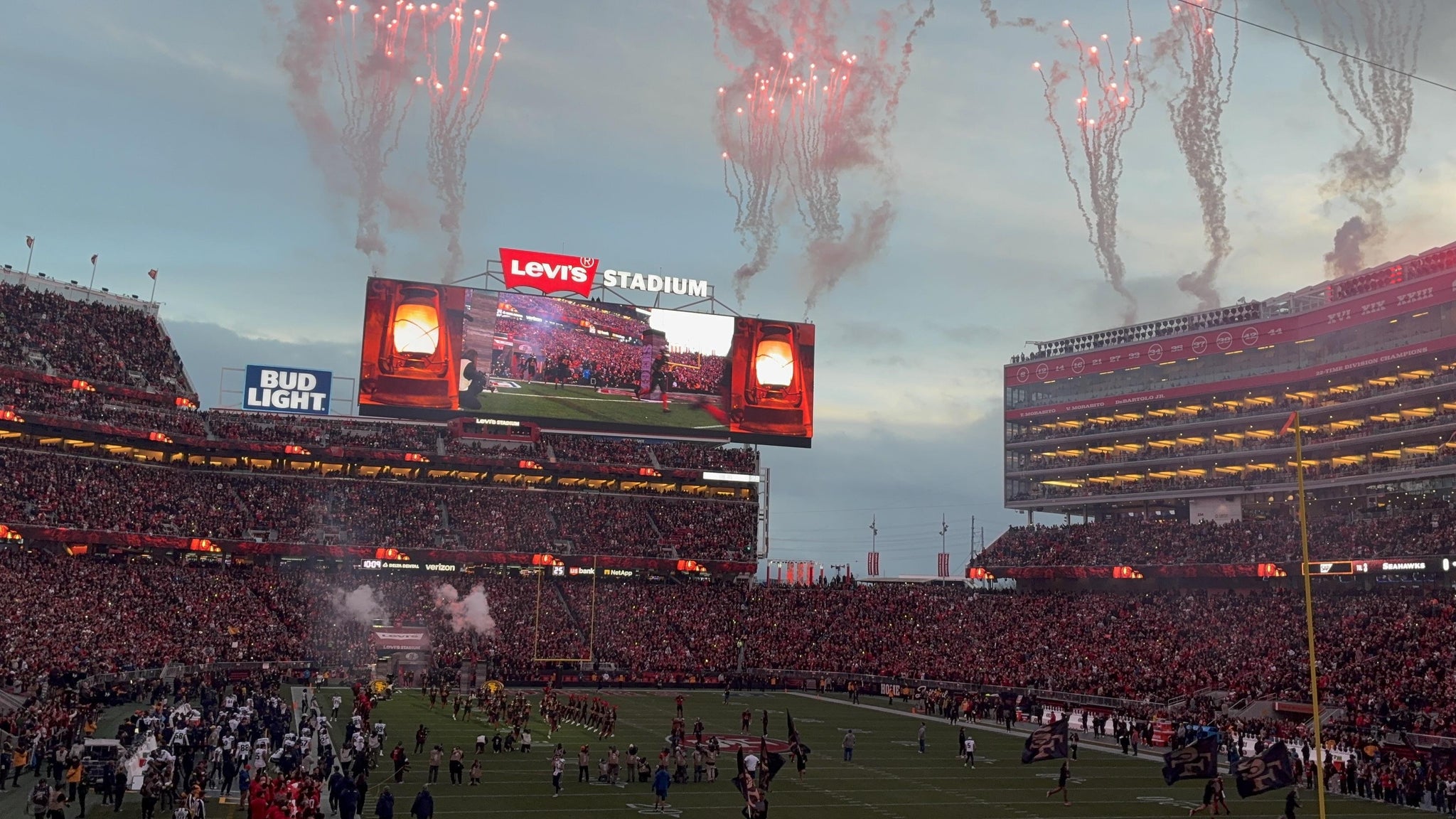 Real Fan View taken from Section 105 at Levi's Stadium by Hugo G
