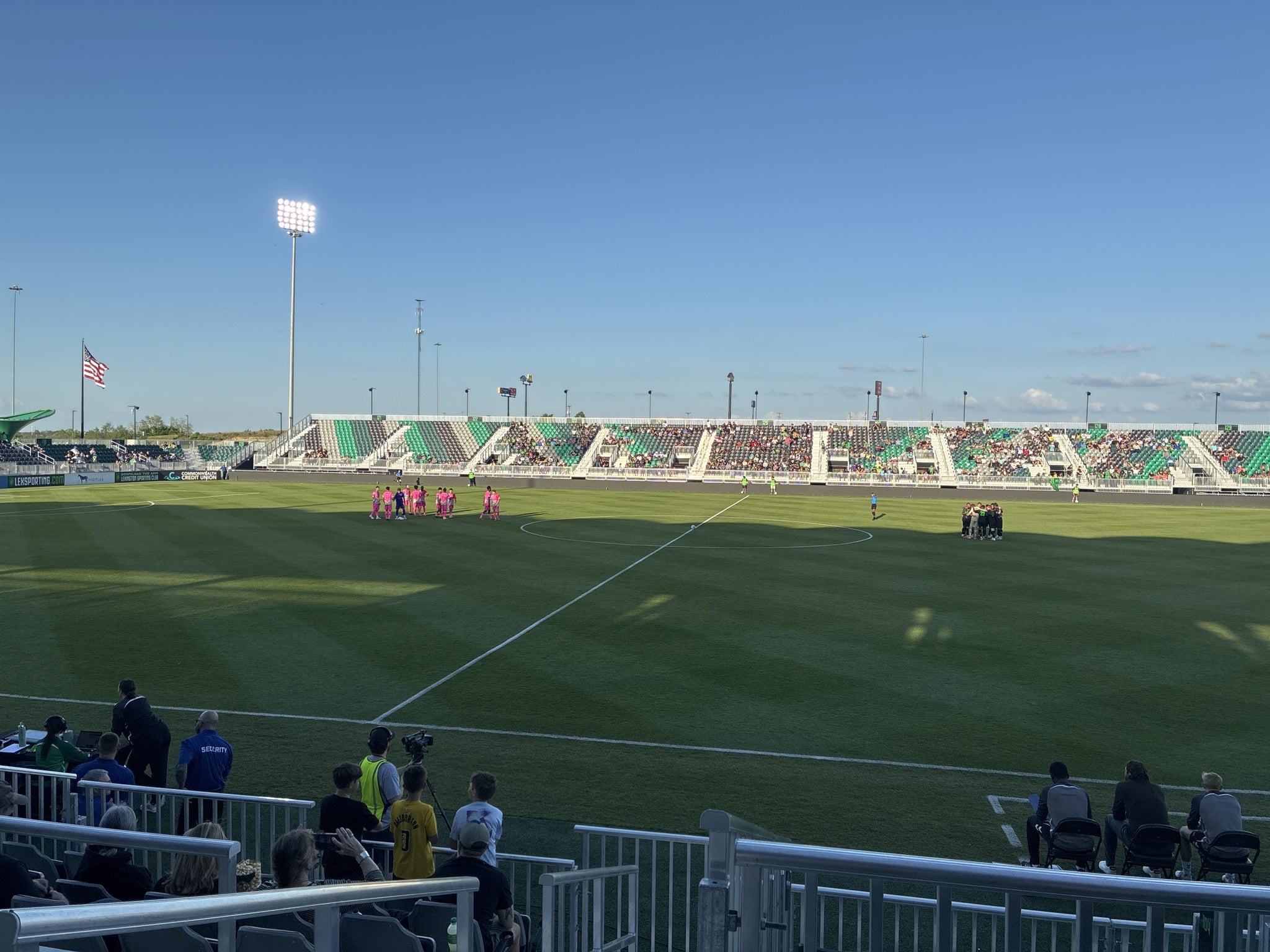 Vue réelle des fans prise de la Section 104 au site Lexington Sporting Club Stadium par Seth H